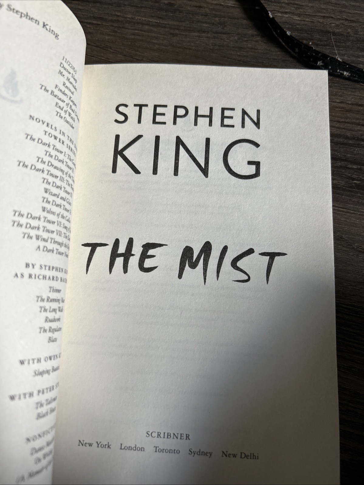 Mist by Stephen King (2018, Trade Paperback)