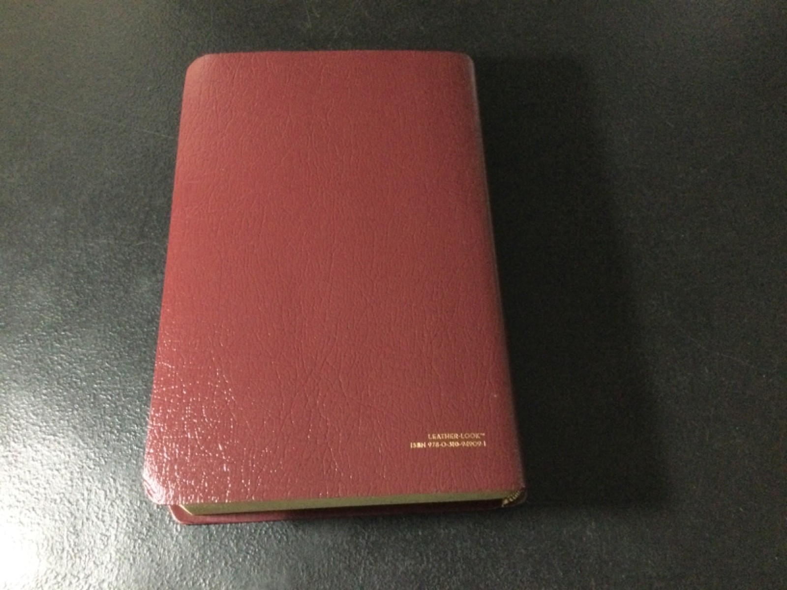 Holy Bible Red Leather-Look 2002 Softcover (Brand New) KJV Zondervan