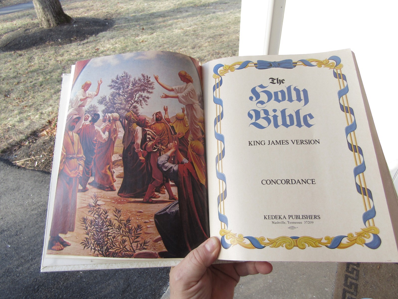 Holy Bible Family Altar Edition King James Version White HC with box