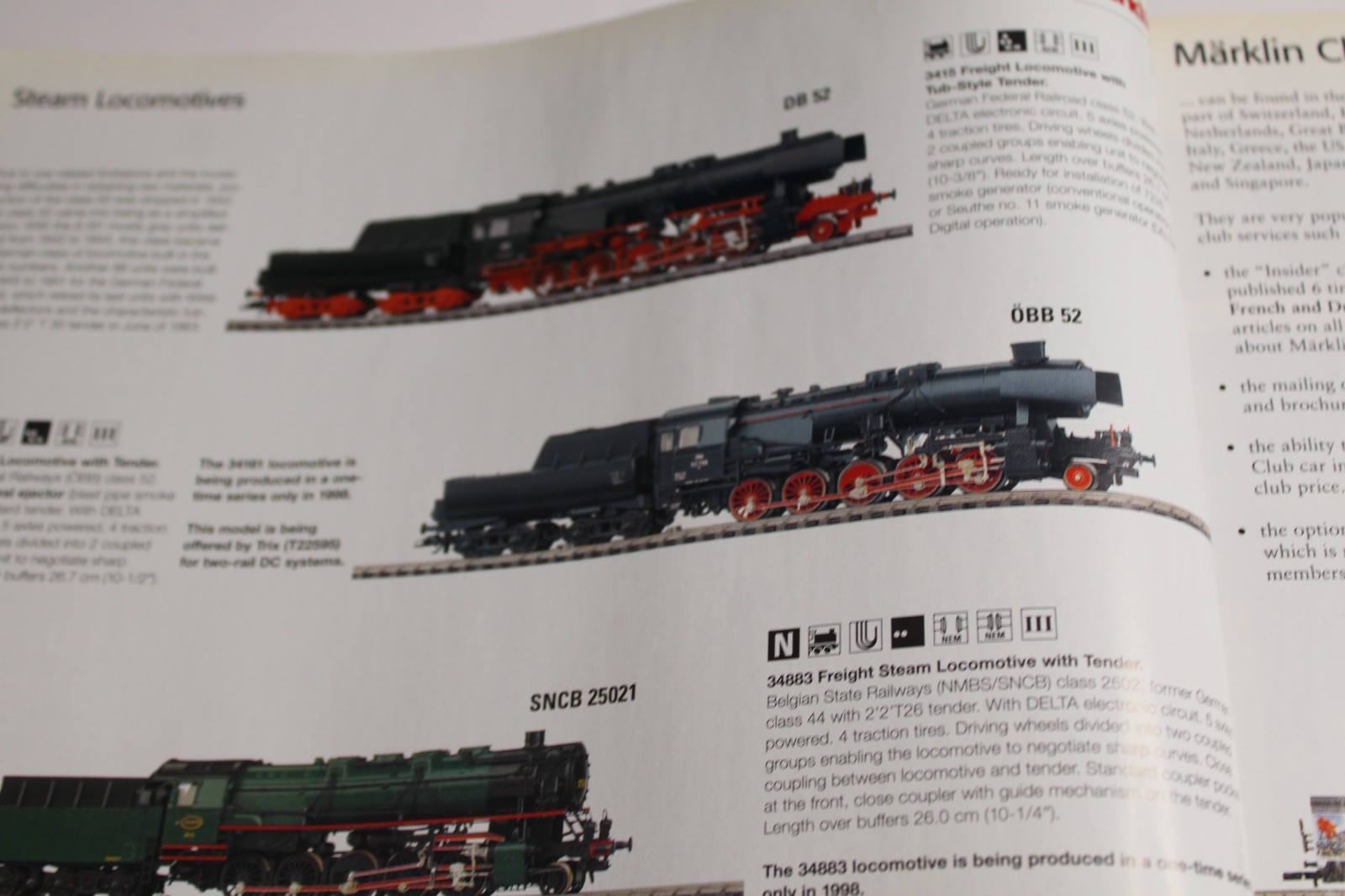 MARKLIN Catalog 1998/99 Large over 500 Pages Model Train English