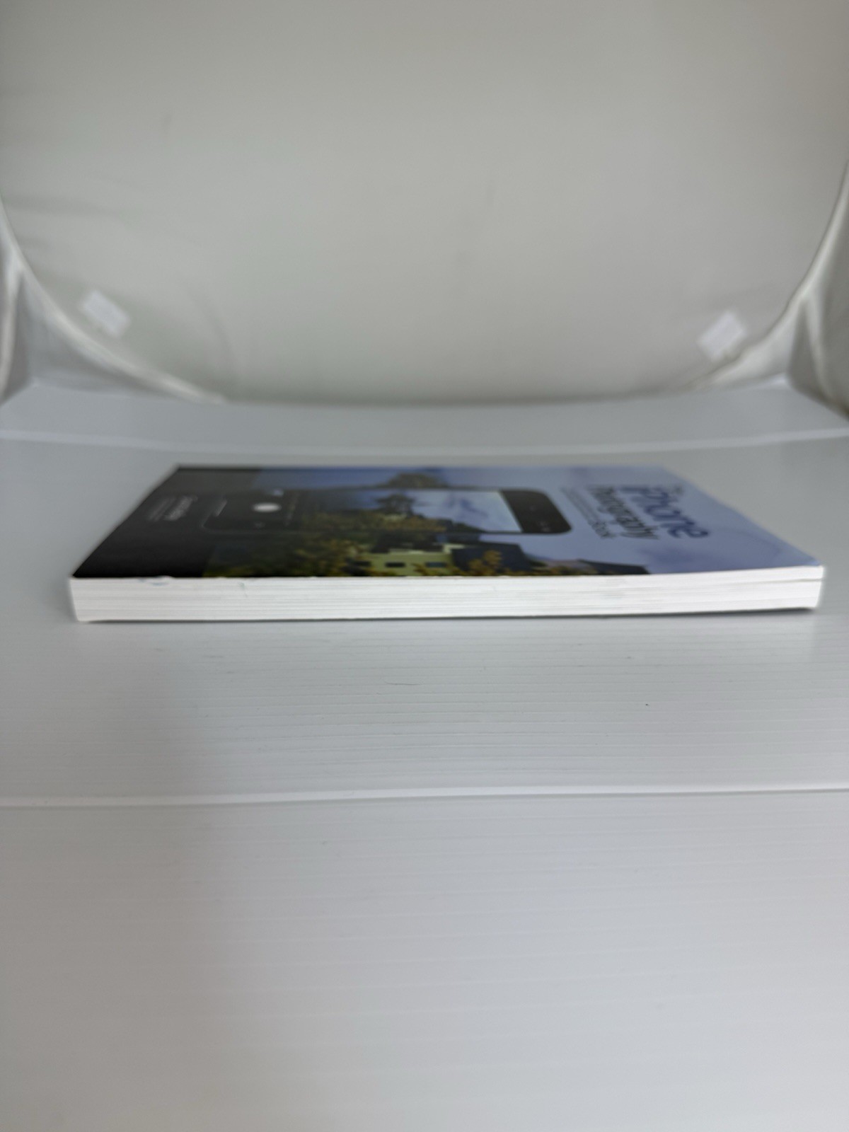 The iPhone Photography Book – Paperback By Kelby, Scott – GOOD