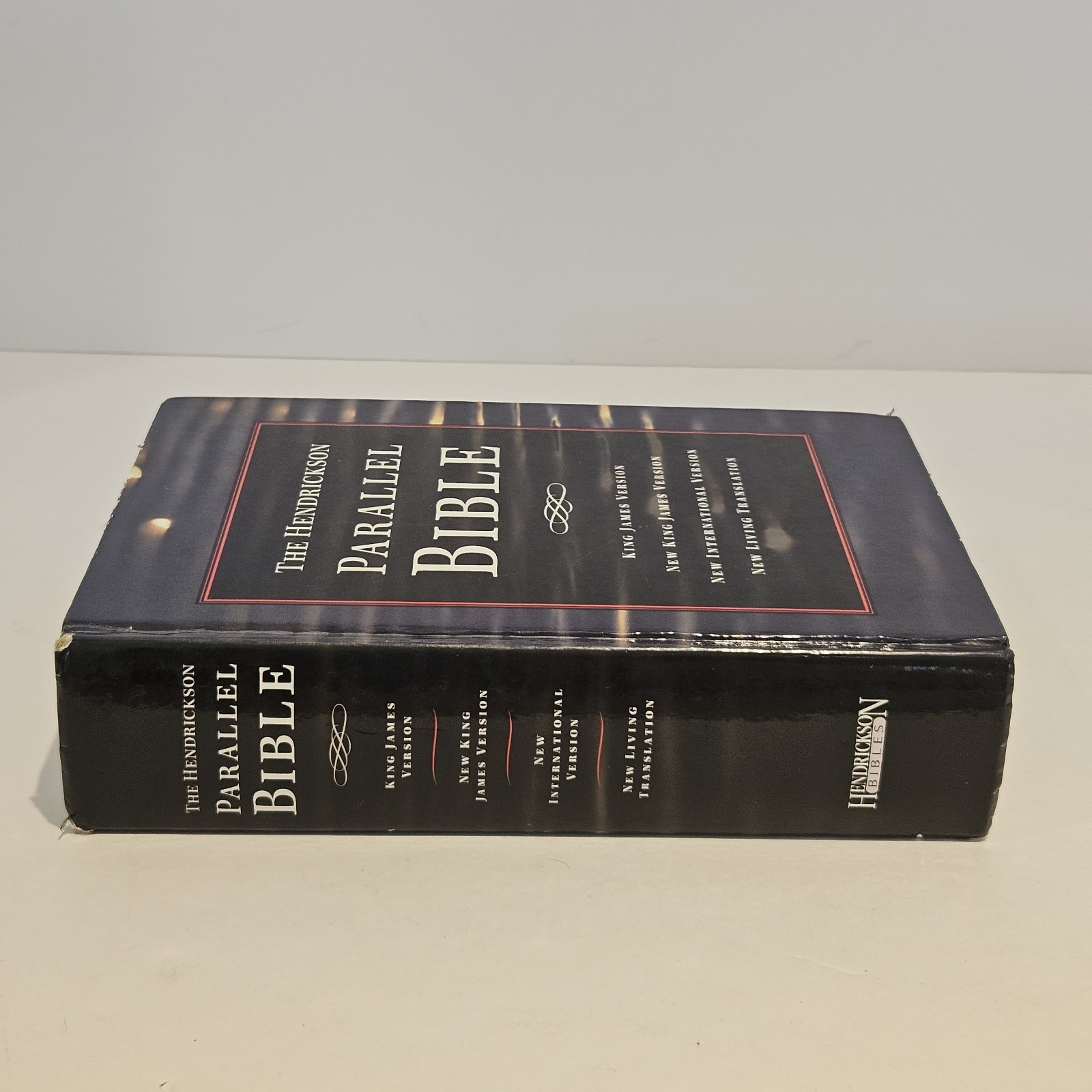 The Hendrickson Parallel Bible KJV NKJV NIV NLT Comparison 2005 Hardcover