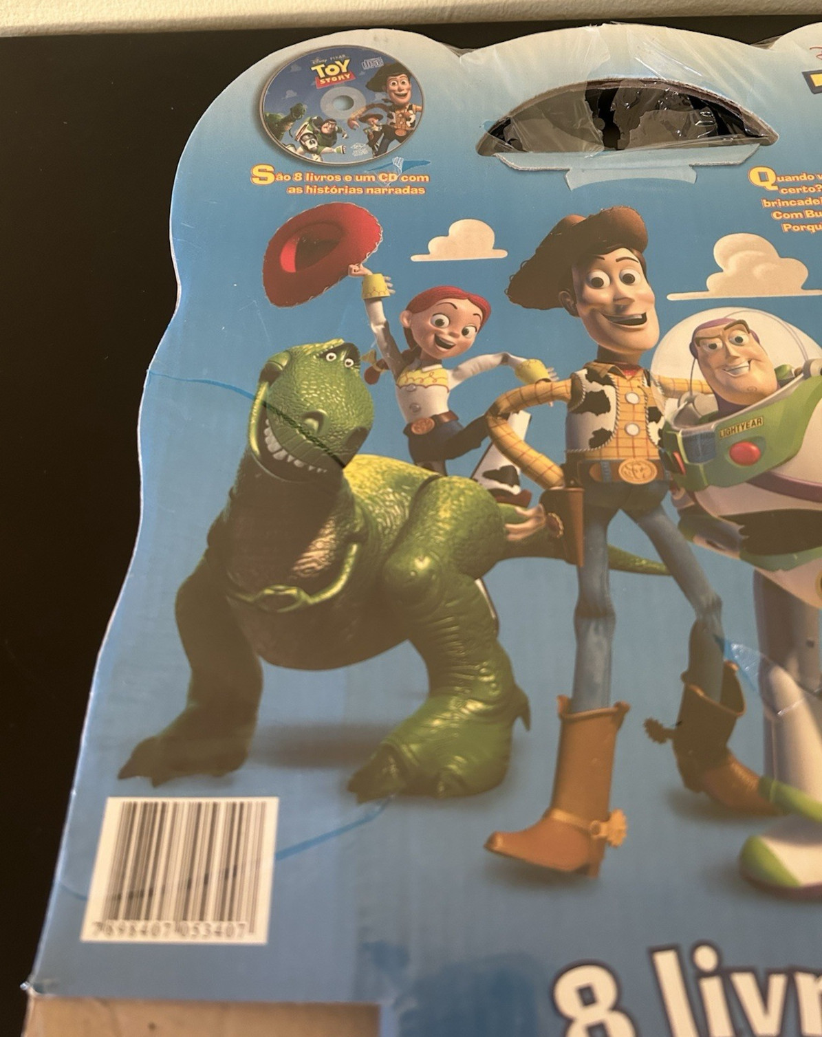 TOY STORY 1 & 2 ~~ 8 books and a CD with narrated stories in Portuguese NRFP