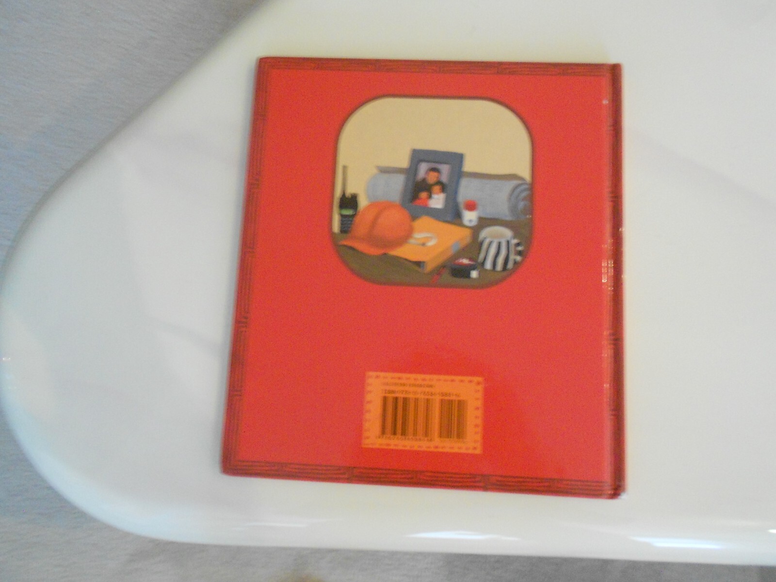 A New Year’s Reunion A Chinese Story by Yu Li-Qiong 2011 Hardcover