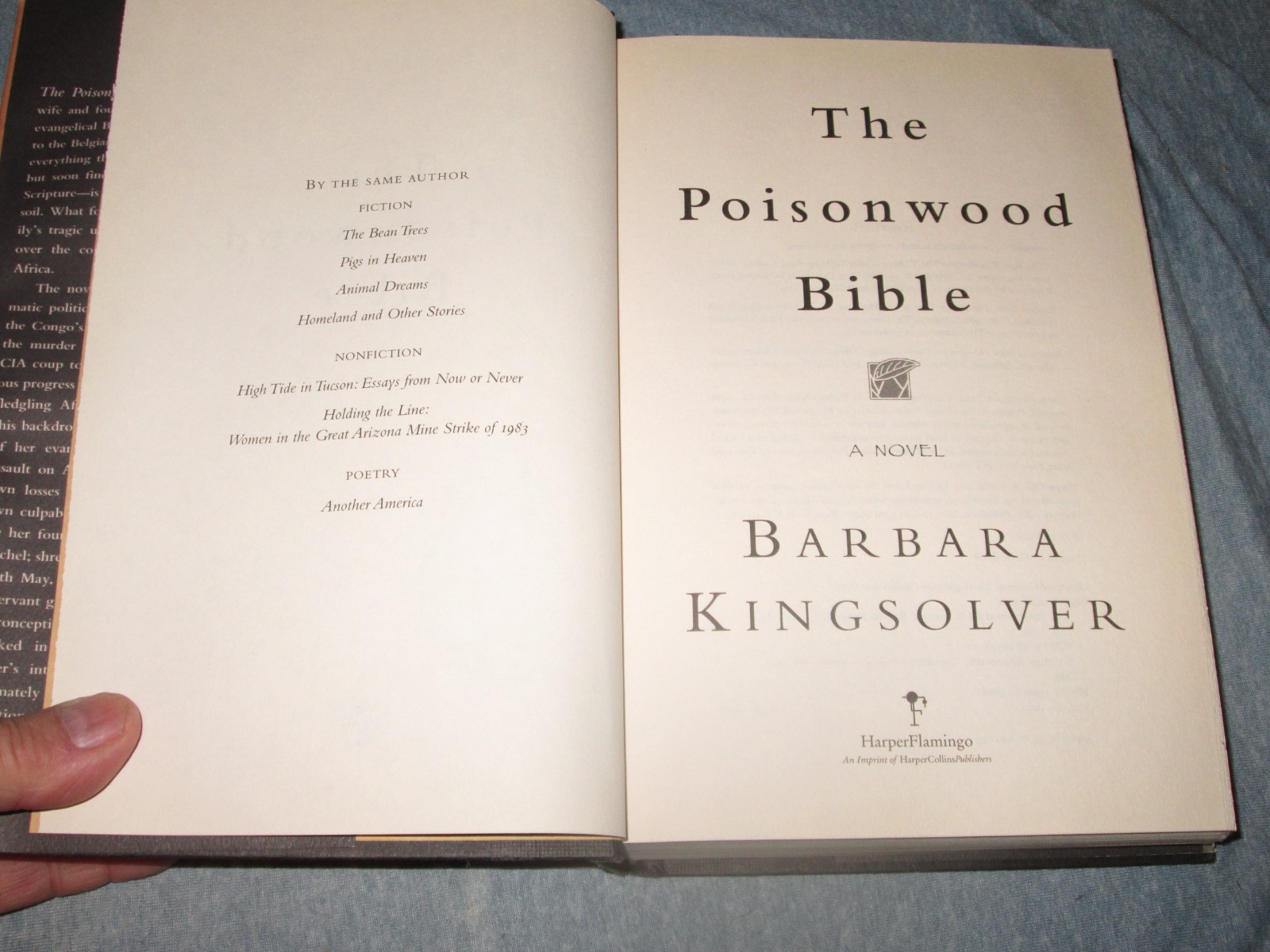 Poisonwood Bible by Barbara Kingsolver (1998, Hardcover)