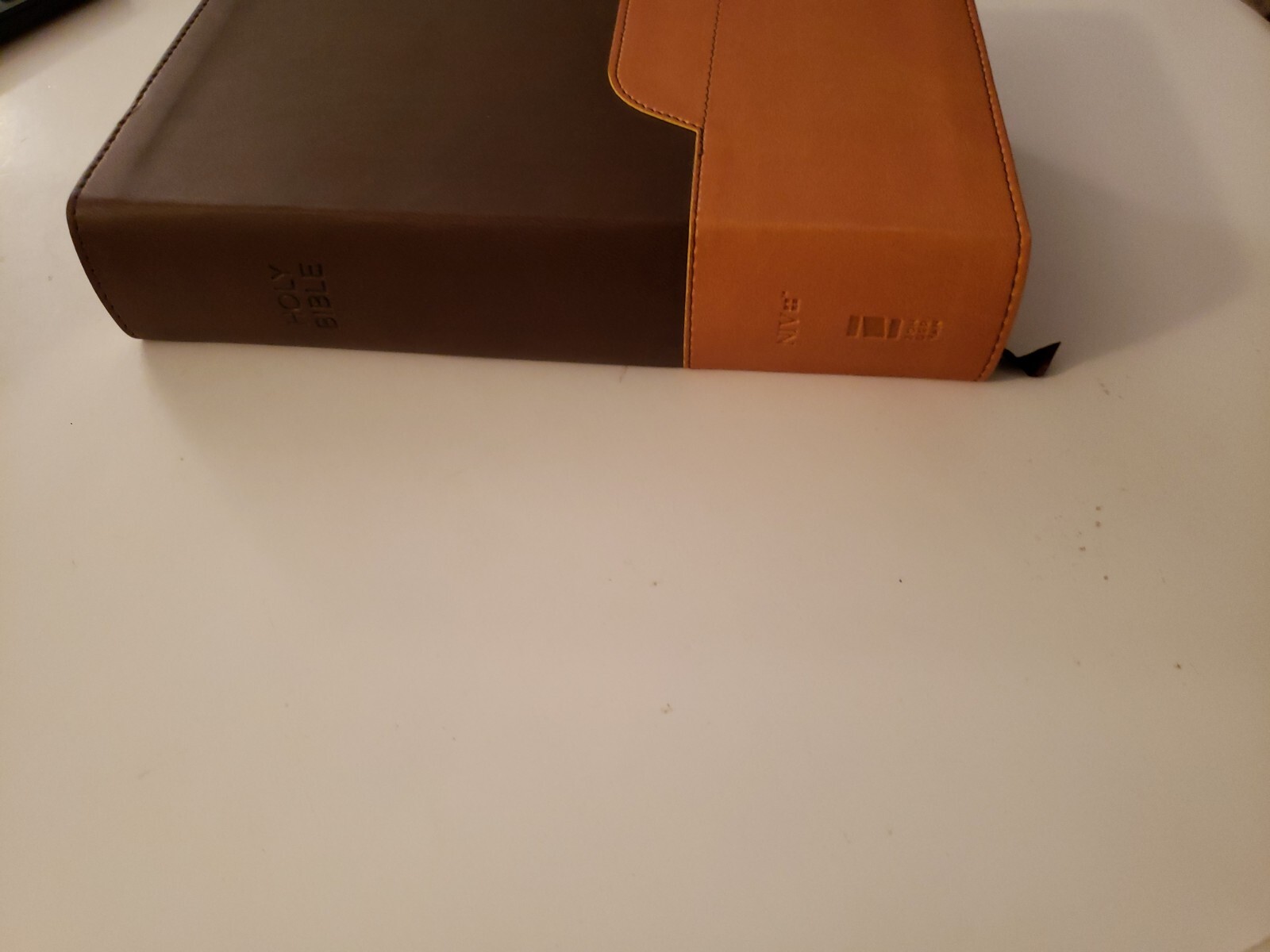 NIV Holy Bible Large Print Chocolate / Amber Duo Tone Brown Leather Cover Church