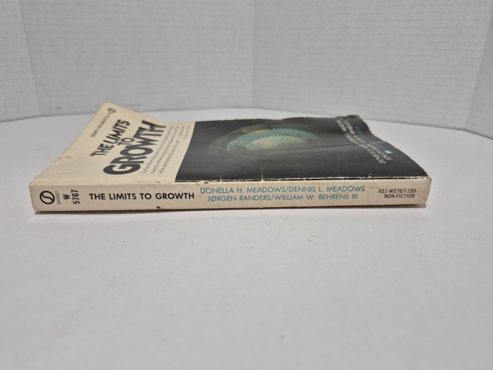 Universe Books The Limits to Growth PB 1972 First Printing Meadows Randers