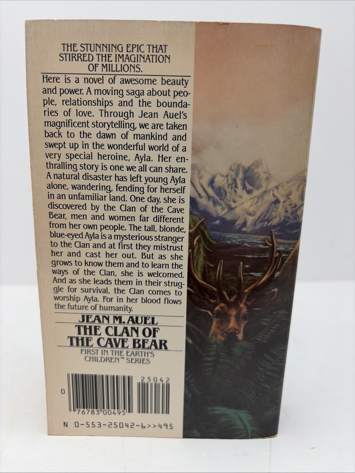 Clan of the Cave Bear Earth’s Children Series – Jean Auel – Signed – Softcover