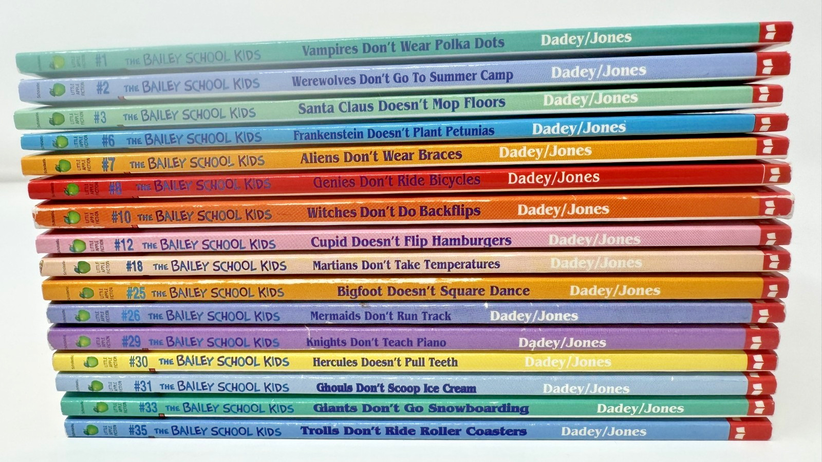 Lot of 16 VTG Bailey School PB Books #1-3; 6-8, 10, 12, 18, 25-26, 29-31, 33, 35
