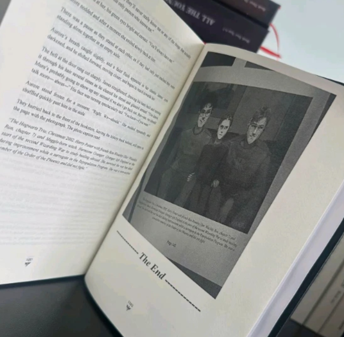 Manacled Book Complete 3-Volume Hardcover Edition with Illustrations by Senlinyu