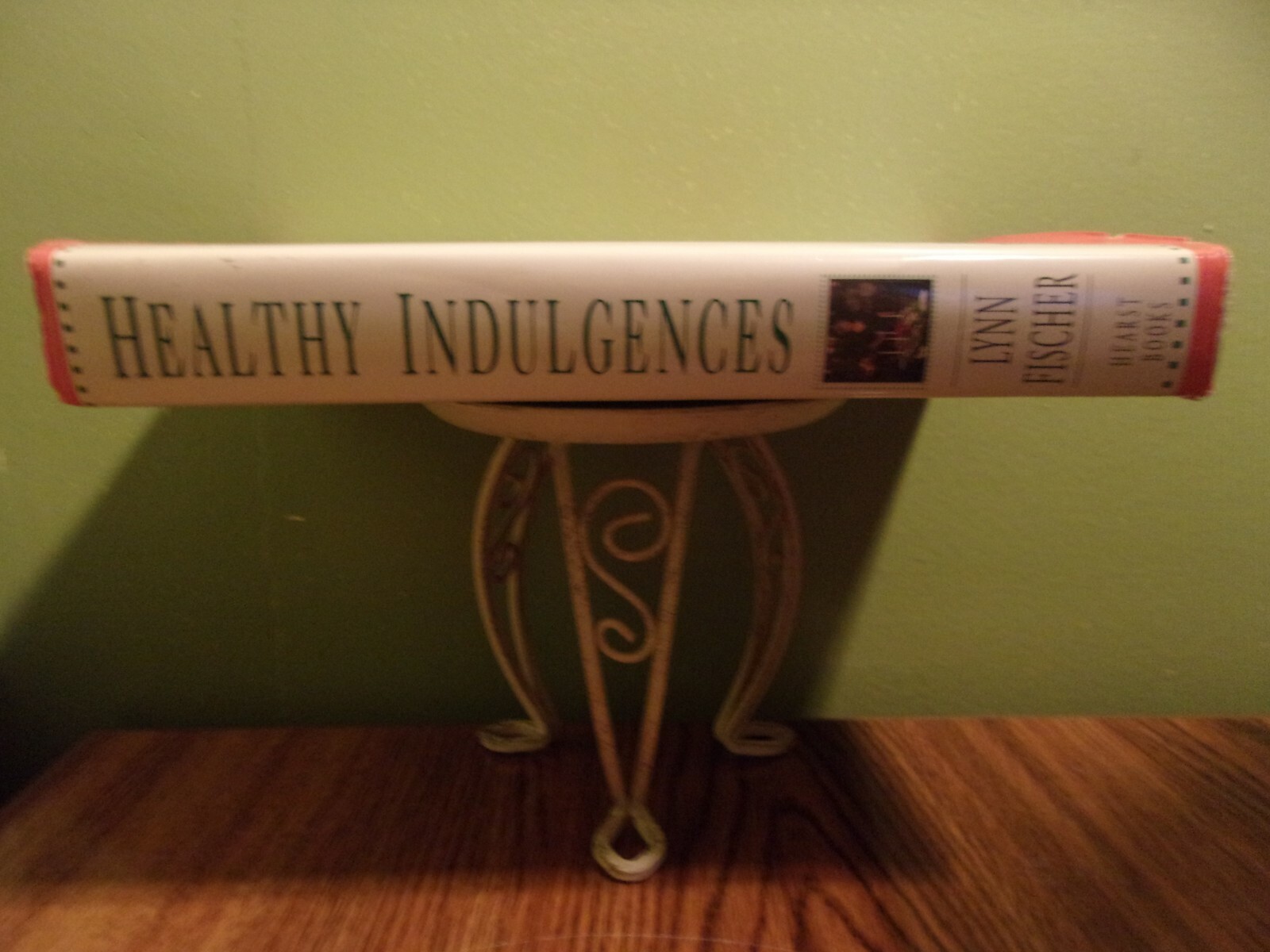 Healthy Indulgences by Lynn Fischer – Hardcover – 374 Pages (1995)