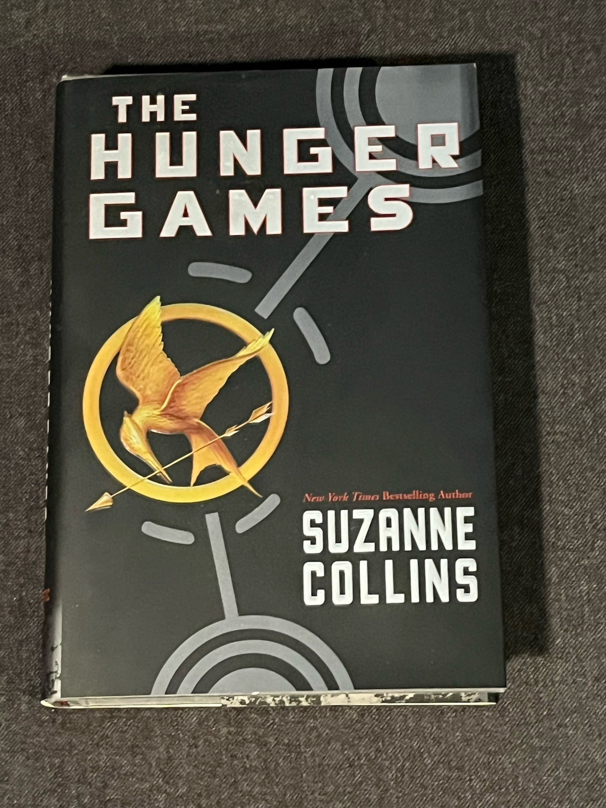 The Hunger Games Trilogy Boxed Set – Hardcover By Suzzanne Collin’s EUC