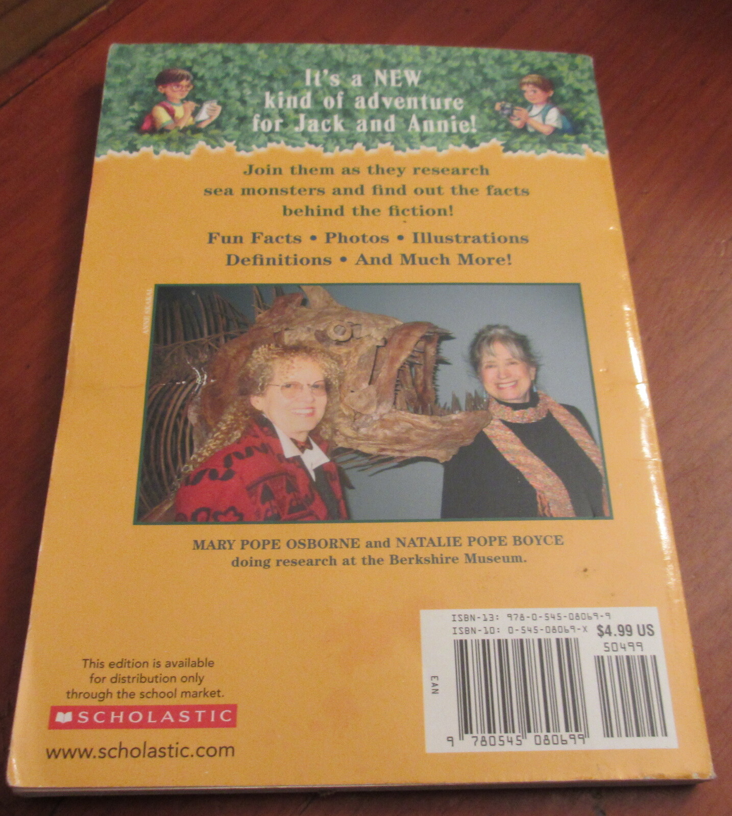 Mary Pope Osborne & Natalie Pope Boyce “Sea Monsters”, – paperback