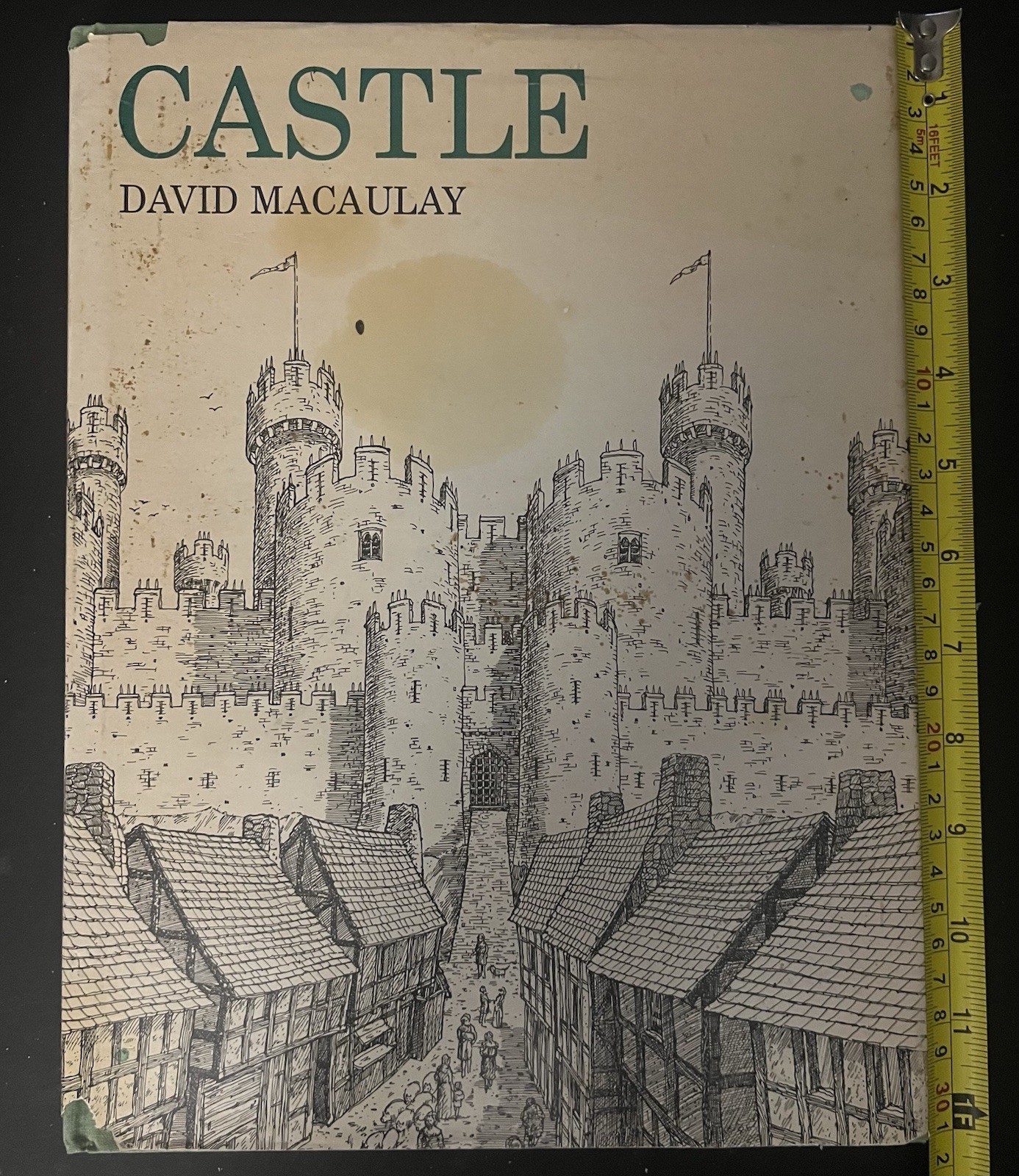 ‘Castle’ by David Macaulay (1977 HC DJ) Free Boxed Shipping!