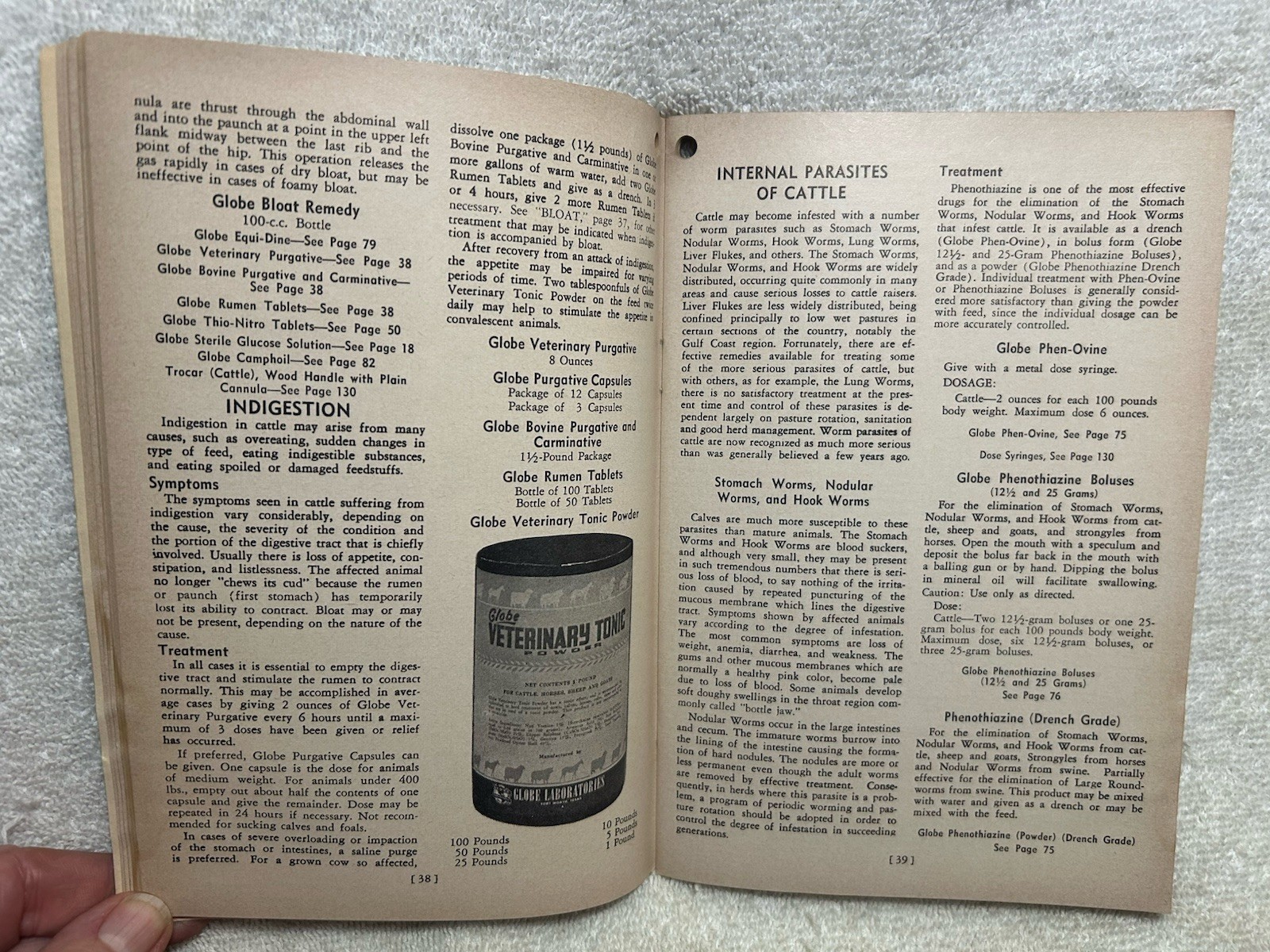 The Globe Blue Book 1950s Guidebook To Animal & Poultry Health 140 Illust. Pages
