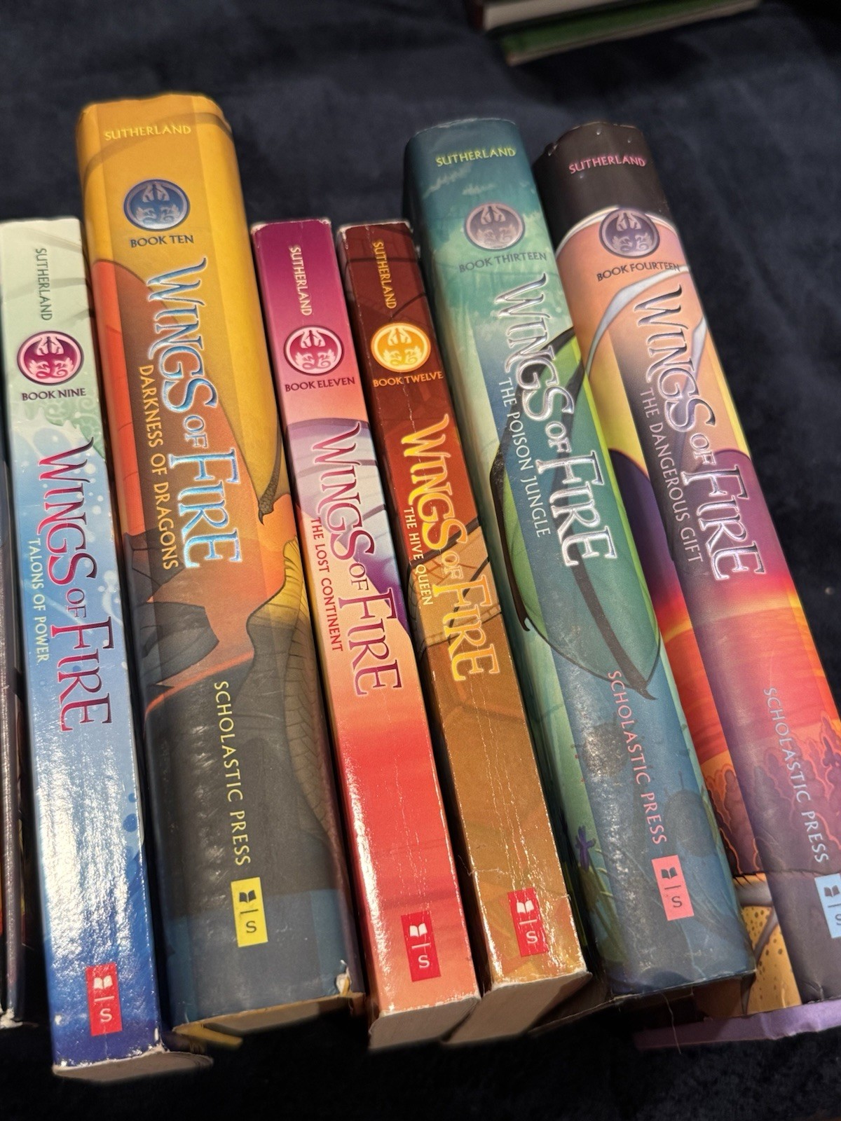 Wings of Fire by Tui Sutherland – 17 Bk Lot mixPB/HC, 1-3, 5- 14 missing book 4