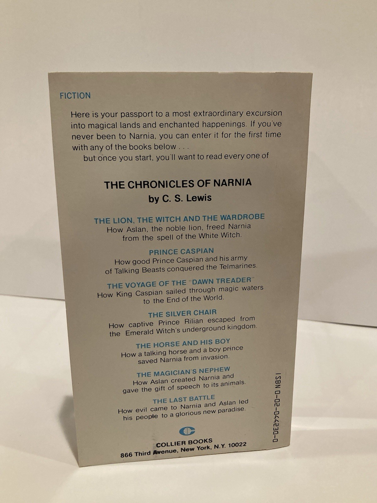 The Chronicles of Narnia by C.S. Lewis Fantasy Collier Books Paperback Set