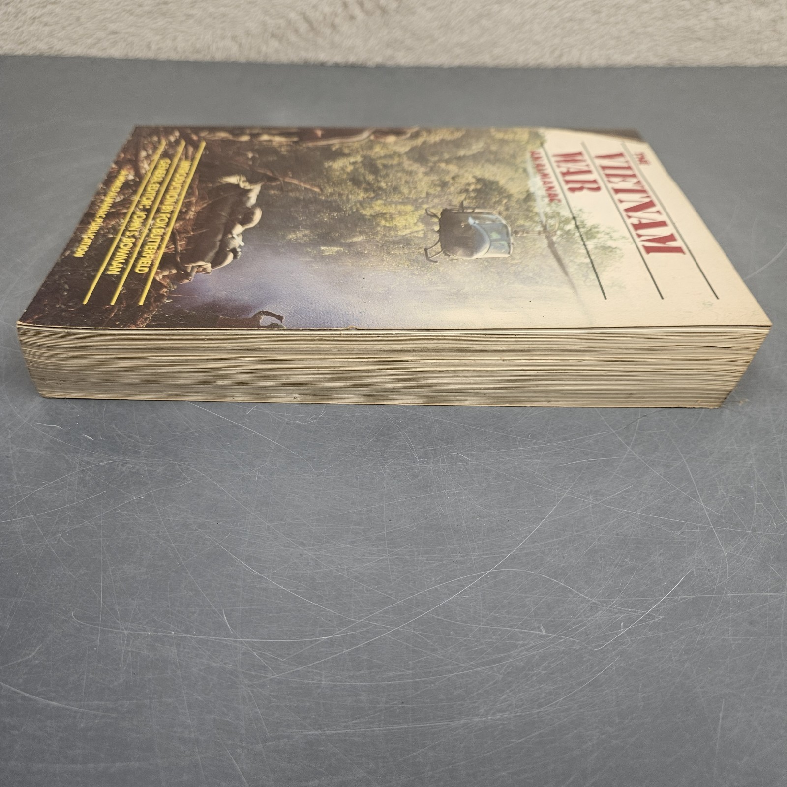 The Vietnam War An Almanac Edited John Bowman 1985 Illustrated Military History