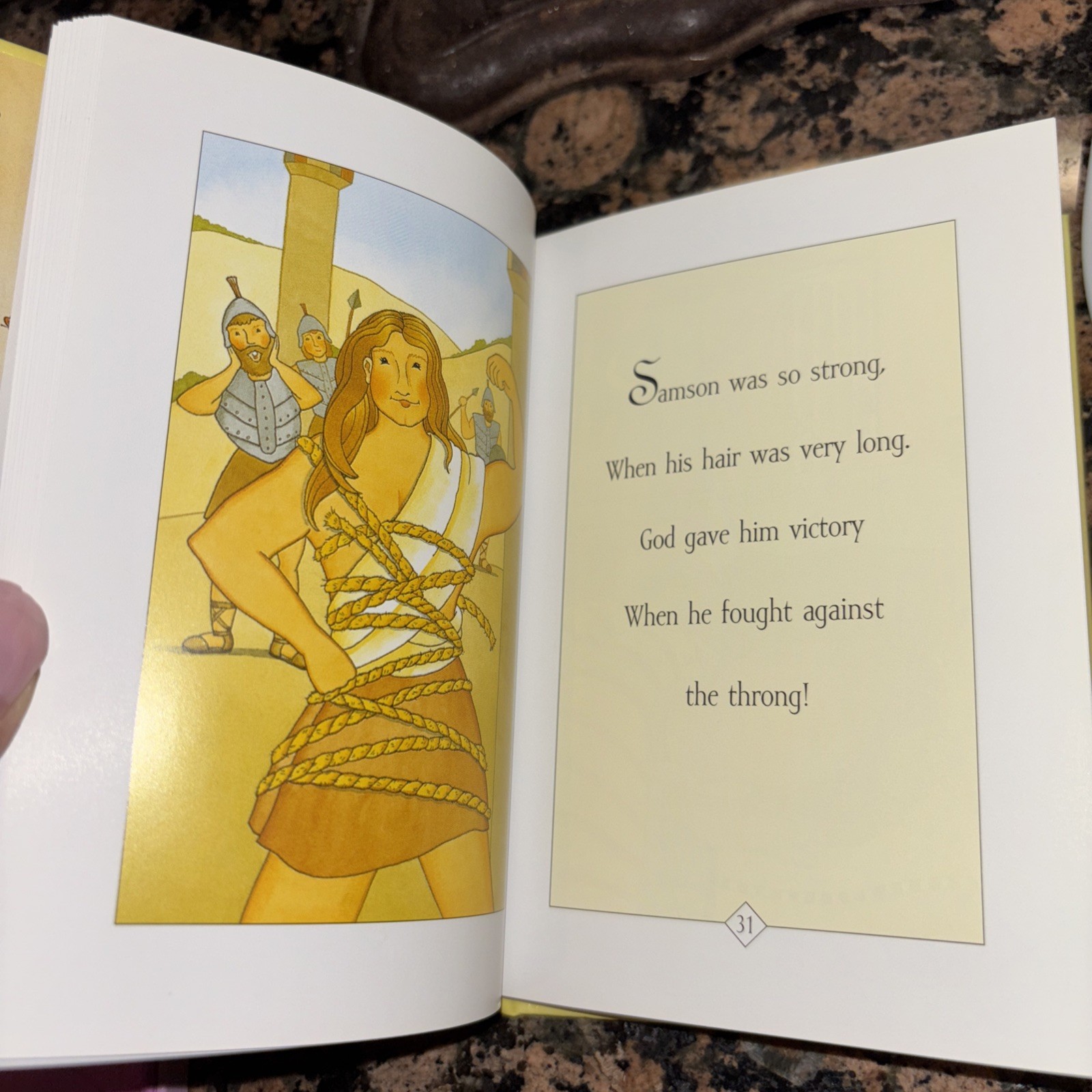 Baby’s First Bible: Little Stories for Little Hearts by Carlson, Melody New