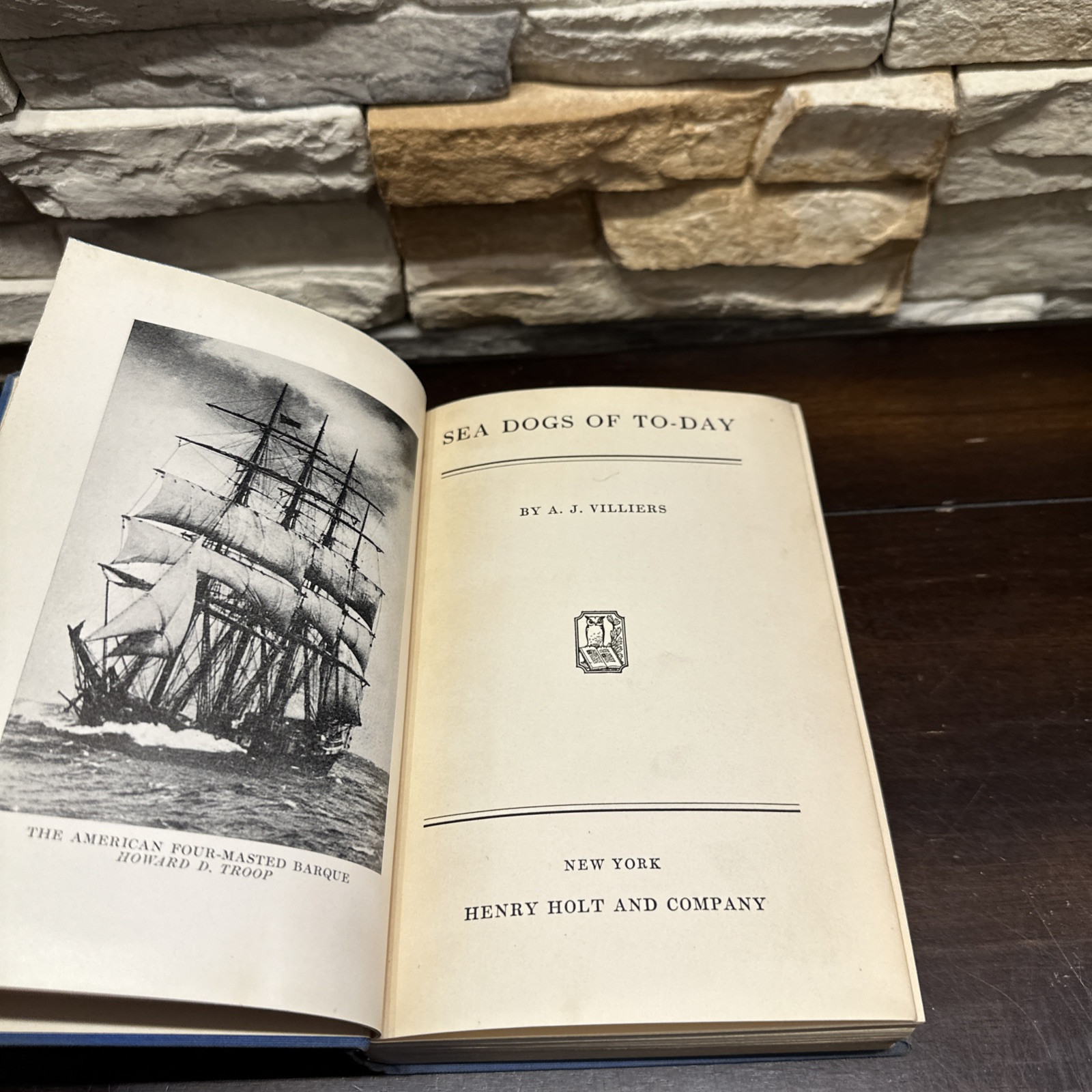 Sea Dogs Of To-Day By A. J. Villiers Henry Holt And Company 1931 First Printing