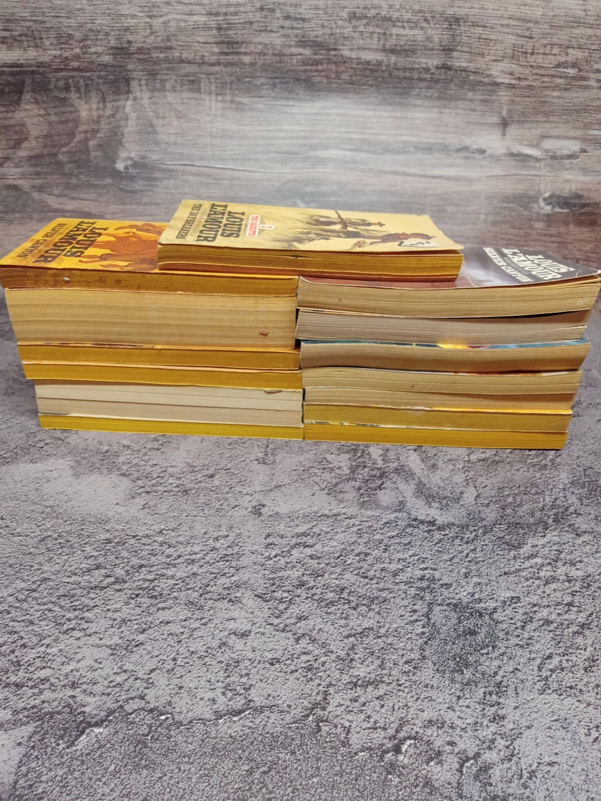 Lot of 15 And 1 Hardcover – Louis L’Amour – Mass paperbacks