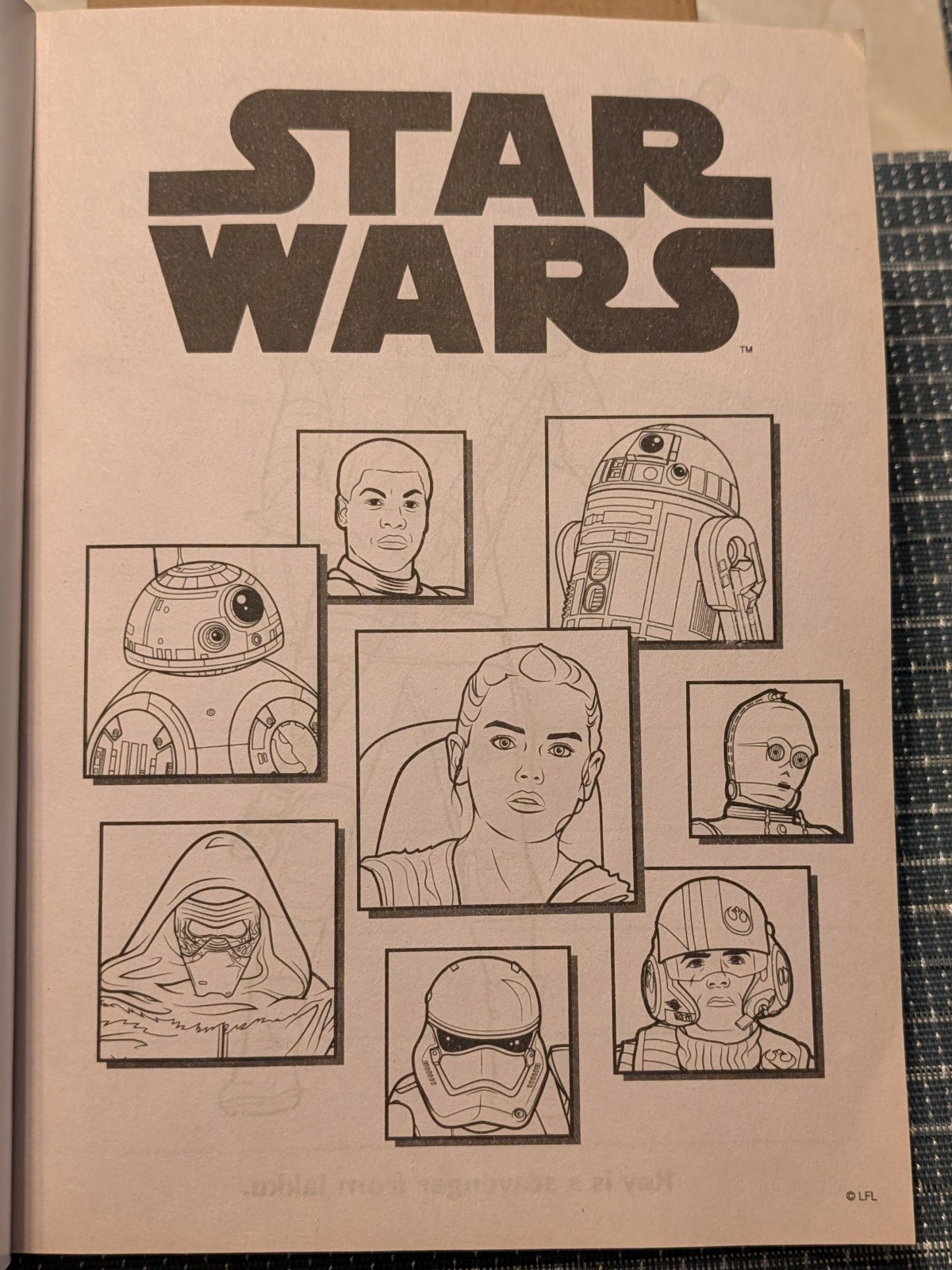 2022 Star Wars May The Force Be With You Jumbo Colortivity Book