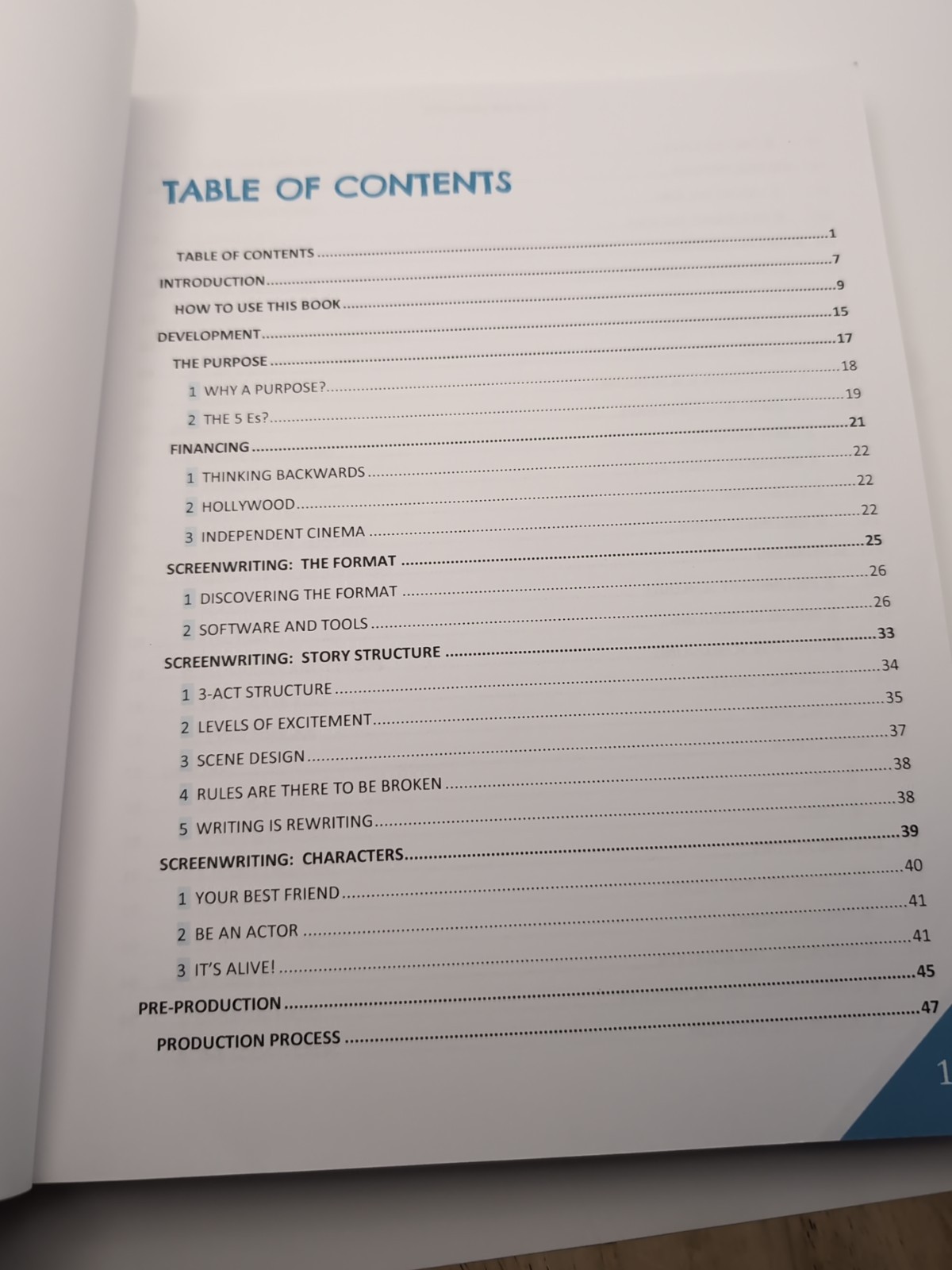 Film Textbook : Lesson Plans and Teaching Resources for Young Media Students by