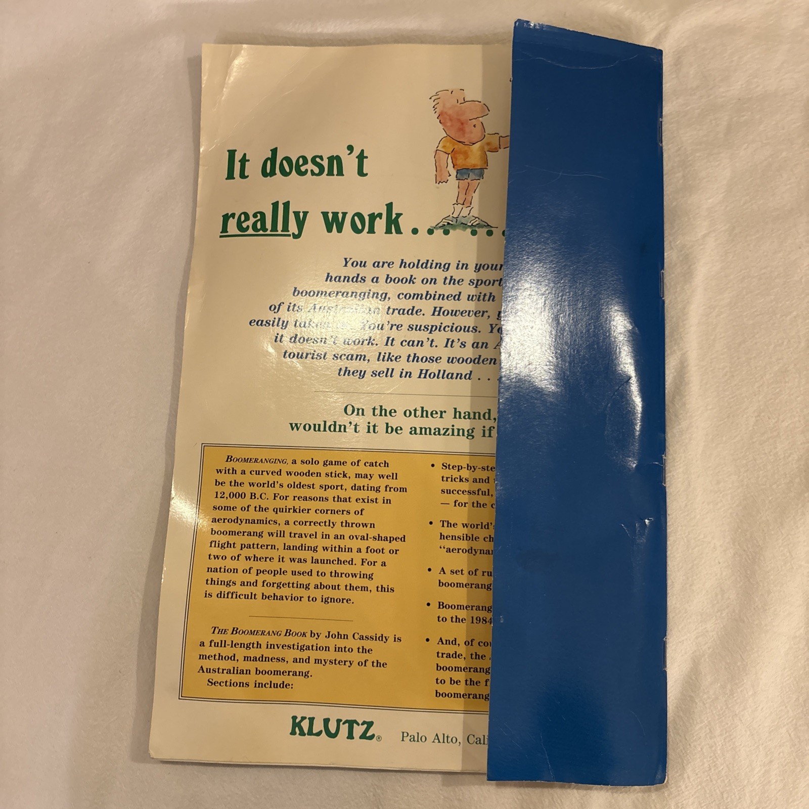 1985 THE BOOMERANG BOOK John Cassidy, Klutz Press, w/ Boomerang 1st Print VTG