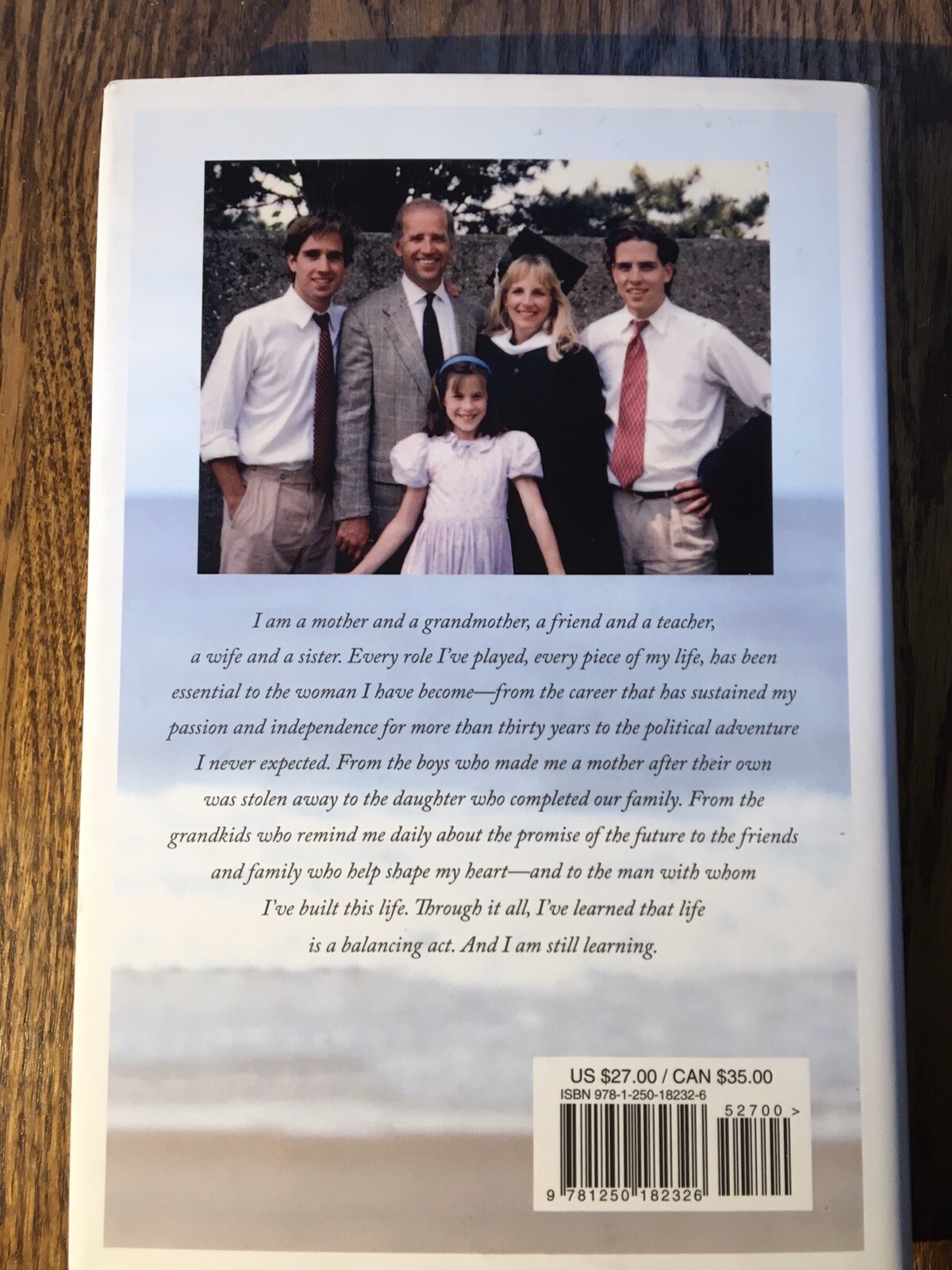 WHERE THE LIGHT ENTERS by Jill Biden 2019 FIRST EDITION HCDJ WONDERFUL MEMOIR