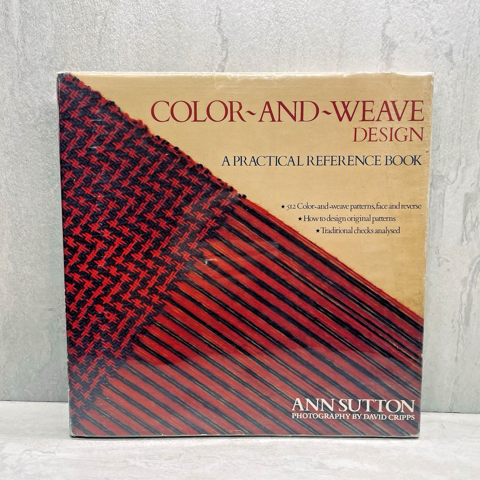 COLOR-AND-WEAVE DESIGN by Ann Sutton 1984 HC/ DJ Patterns Loom Textiles