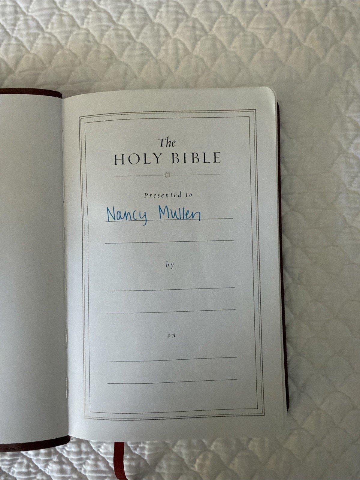 ESV Thinline Bible TruTone Nutmeg Filigree Design Red Letter Text 9781581347210