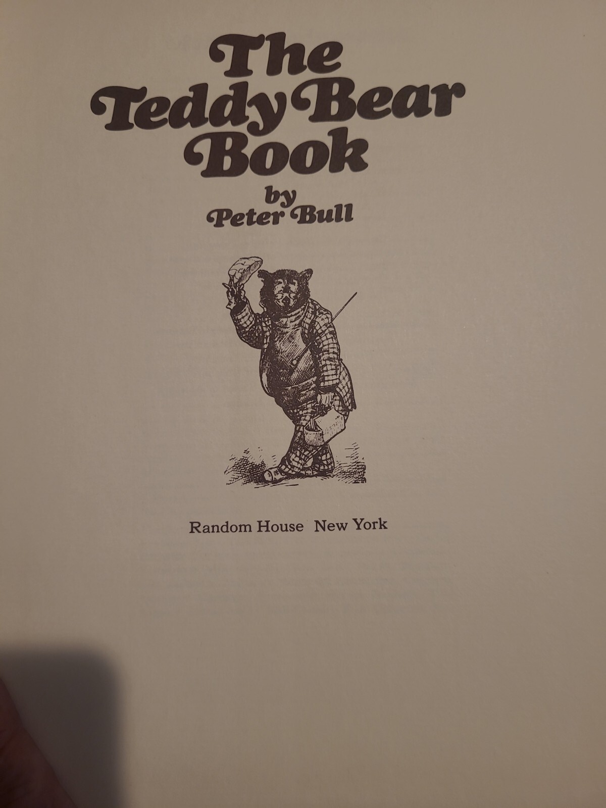 The Teddy Bear Book, Peter Bull, Ltdd. #9199, Hardcover/ Slip Case Very Good
