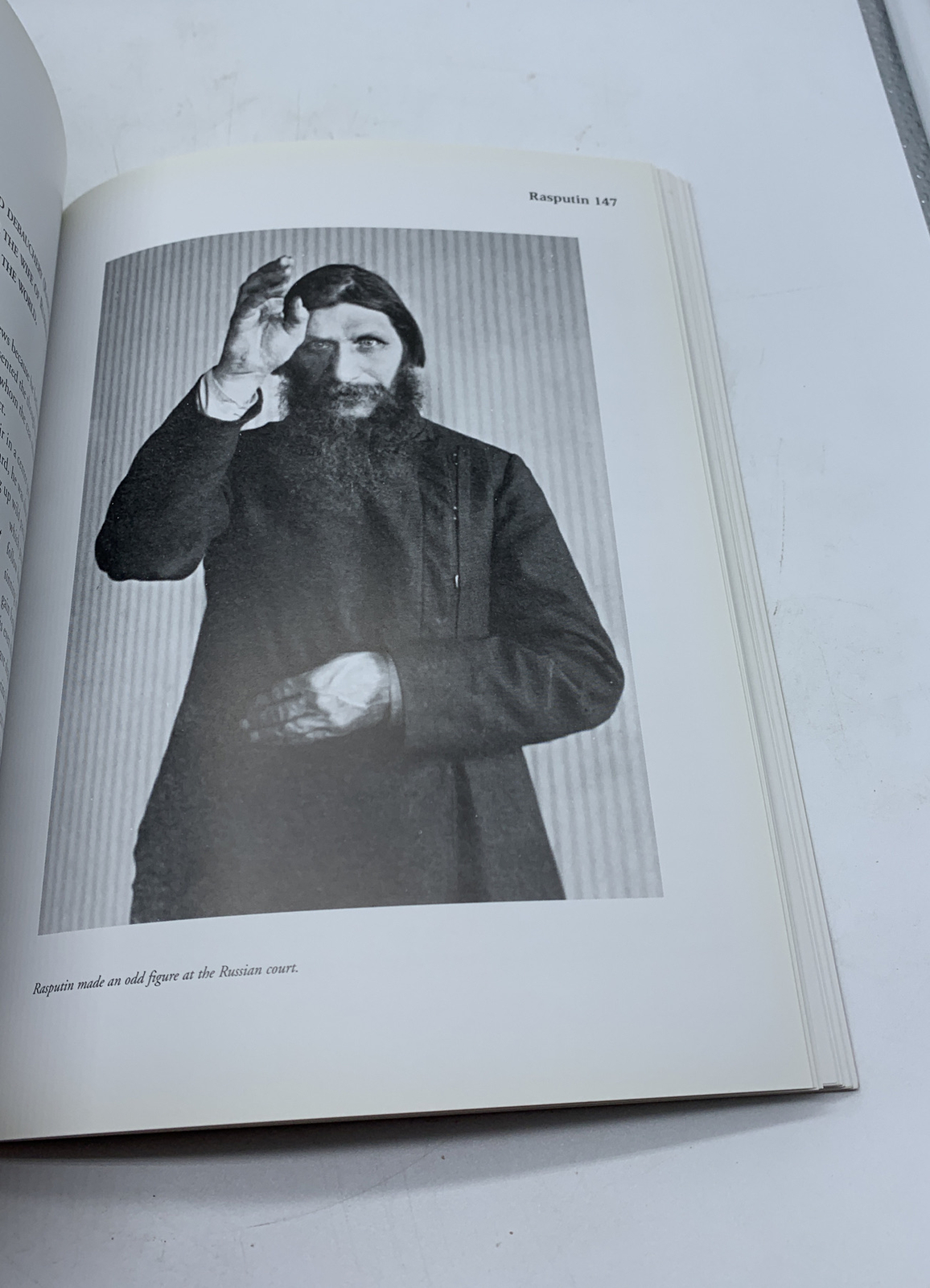 2013 Atlas of History’s Greatest Heroes & Villains by Howard Watson