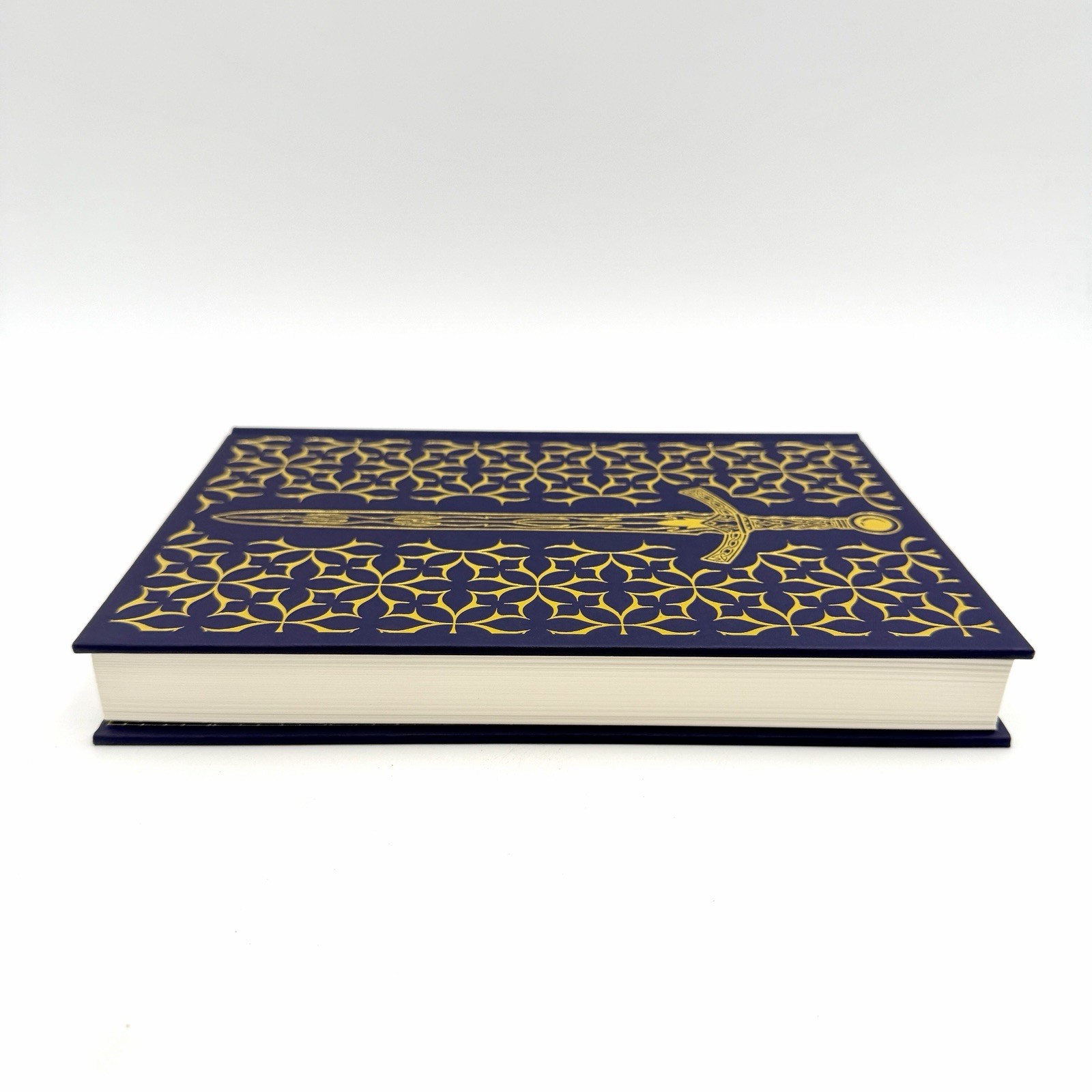 Throne of Glass Collector’s Edition by Sarah J. Maas (2018, Hardcover) With Case