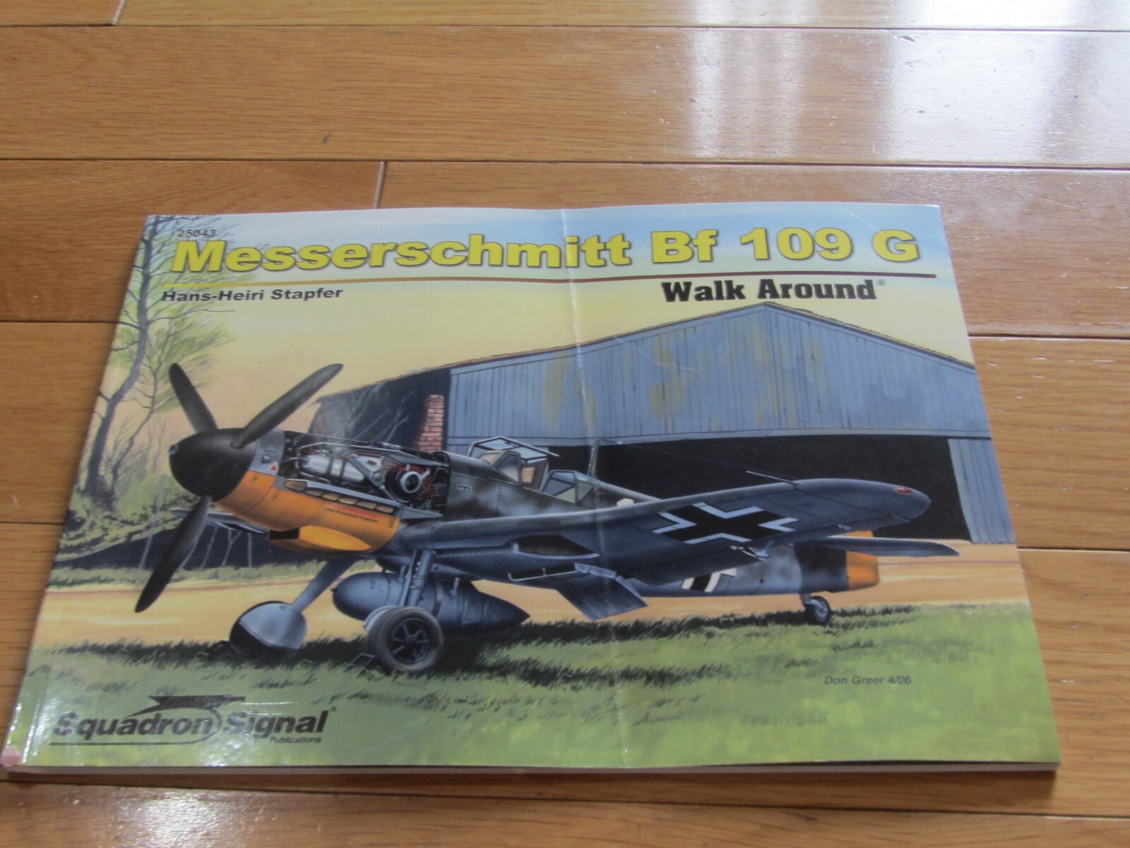 Squadron/Signal Publication No. 5543 Messerschmitt Bf 109G Walk Around! MINT!