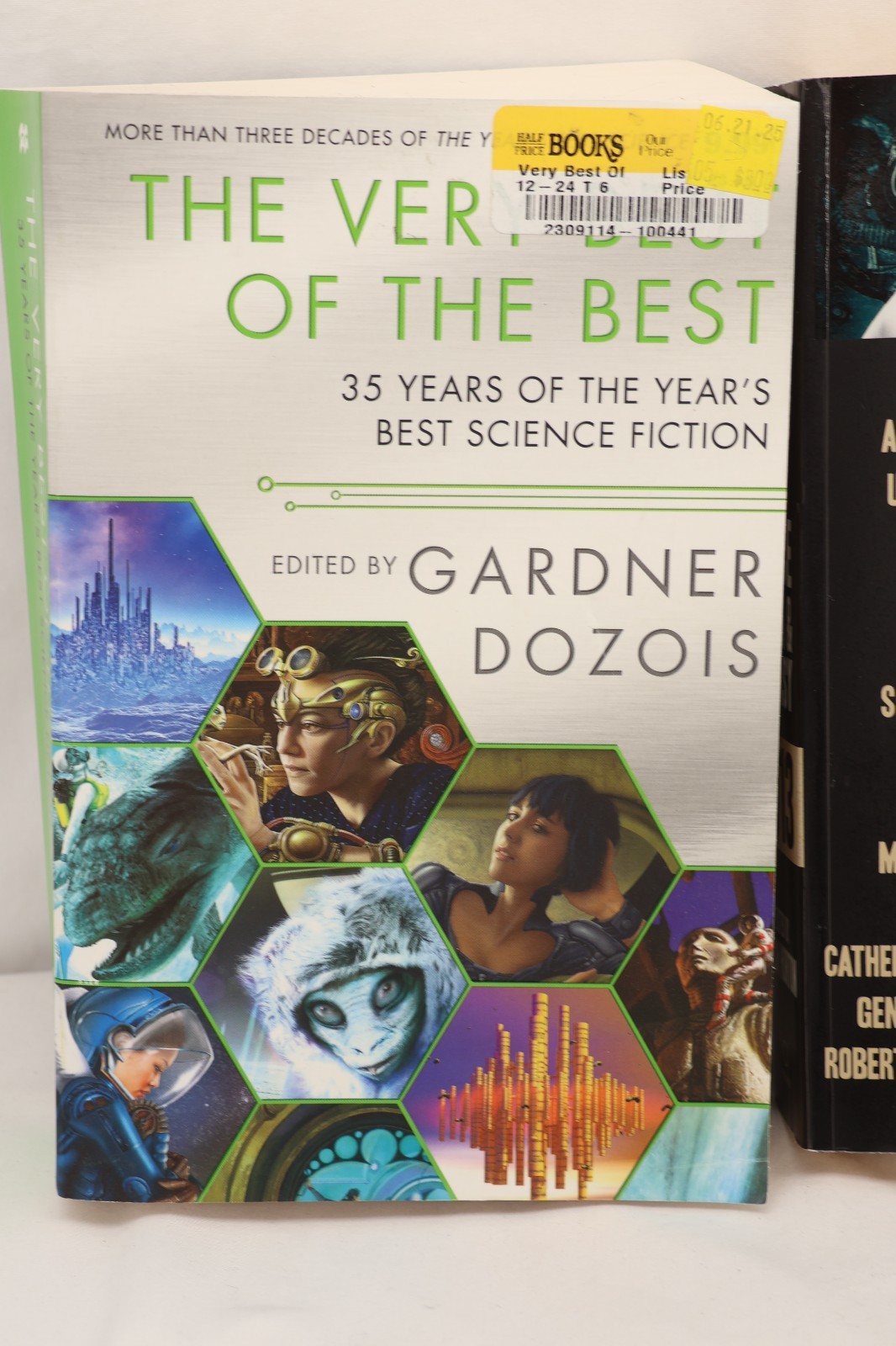 Lot of 3 Science Fiction Classics, Best of, B920