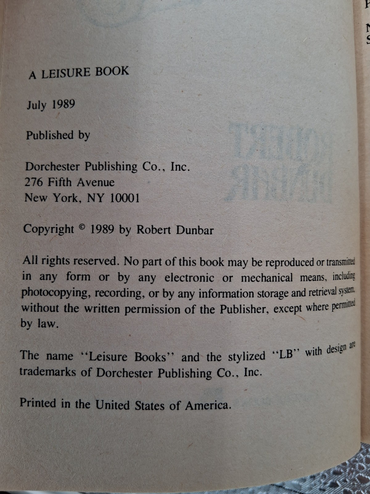 The Pines by Robert Dunbar 1989 Leisure Horror First Edition Paperback