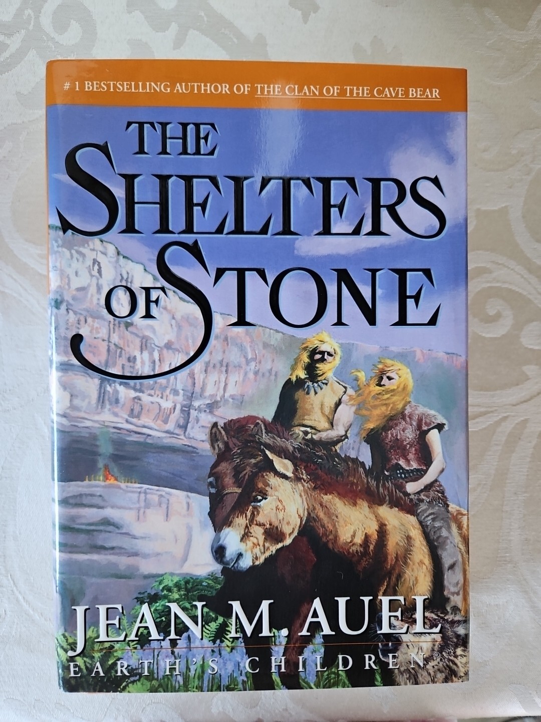 Lot 6~Earth’s Children Series~The Clan of the Cave Bear~Jean Auel ~Full Size Har