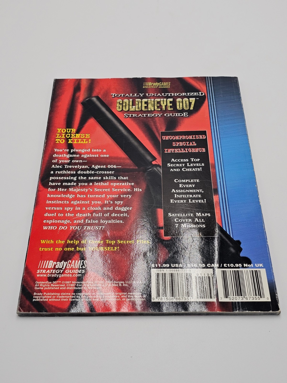 Totally Unauthorized Goldeneye 007 Official Strategy Guide Bradygames
