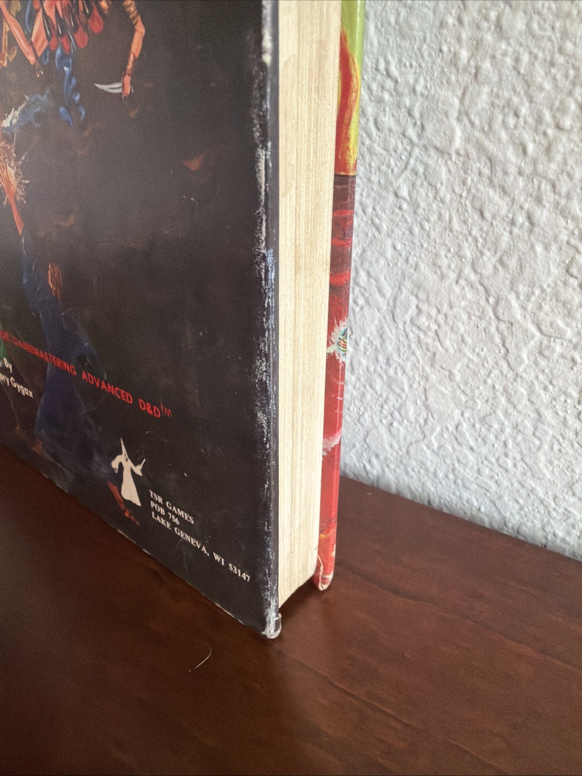 AD&D Dungeon Master’s Guide, 1st Ed, 6th “Gamma” Printing w/ Wizard Logo