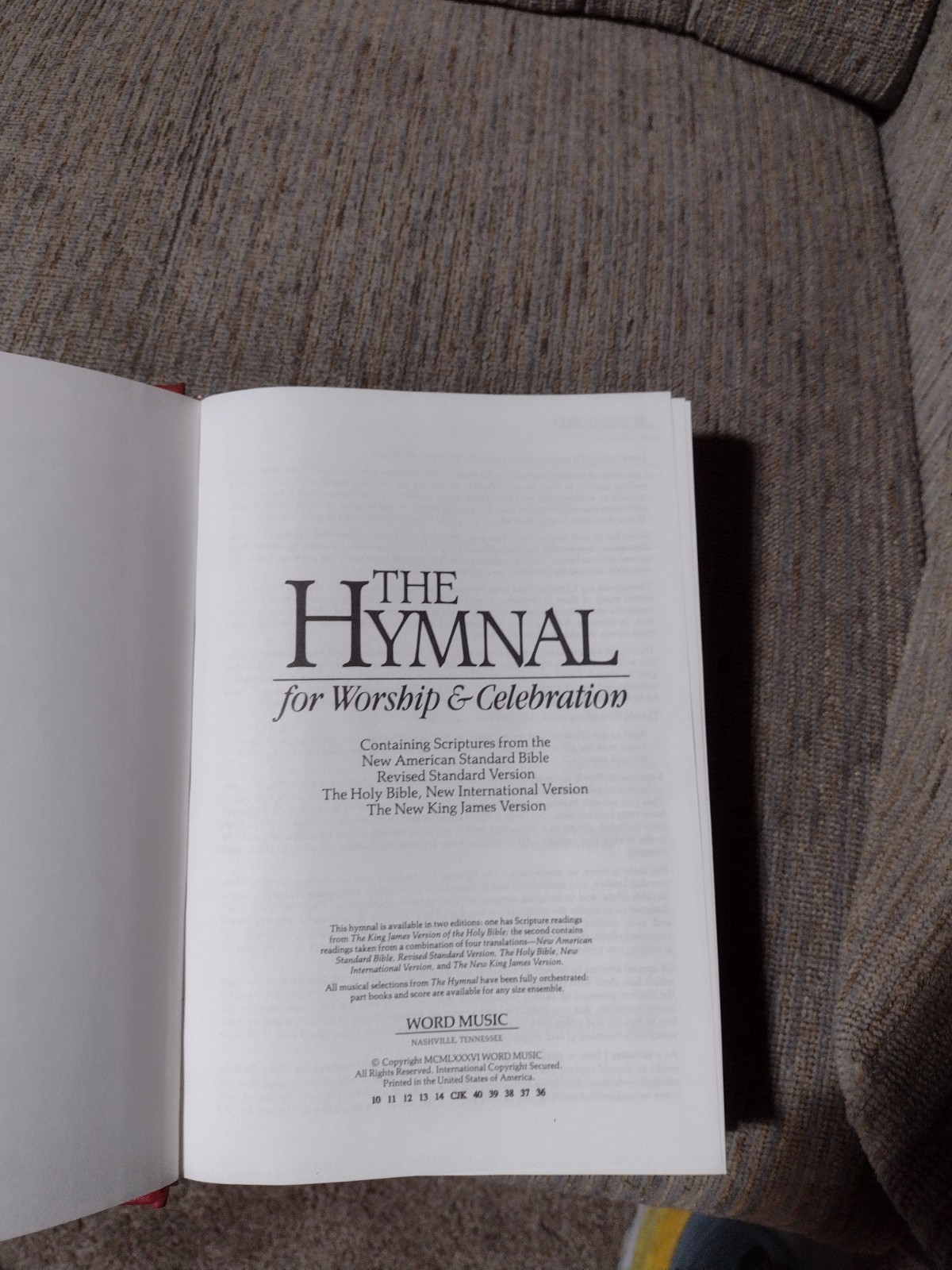 THE HYMNAL FOR WORSHIP & CELEBRATION Word Music Hardback 720 Pages 1986 RED