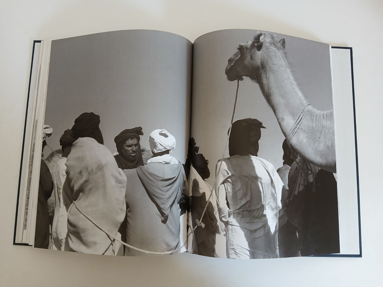Wilfred Thesiger – A Vanished World – Photos of Tribal People Hardcover 2001