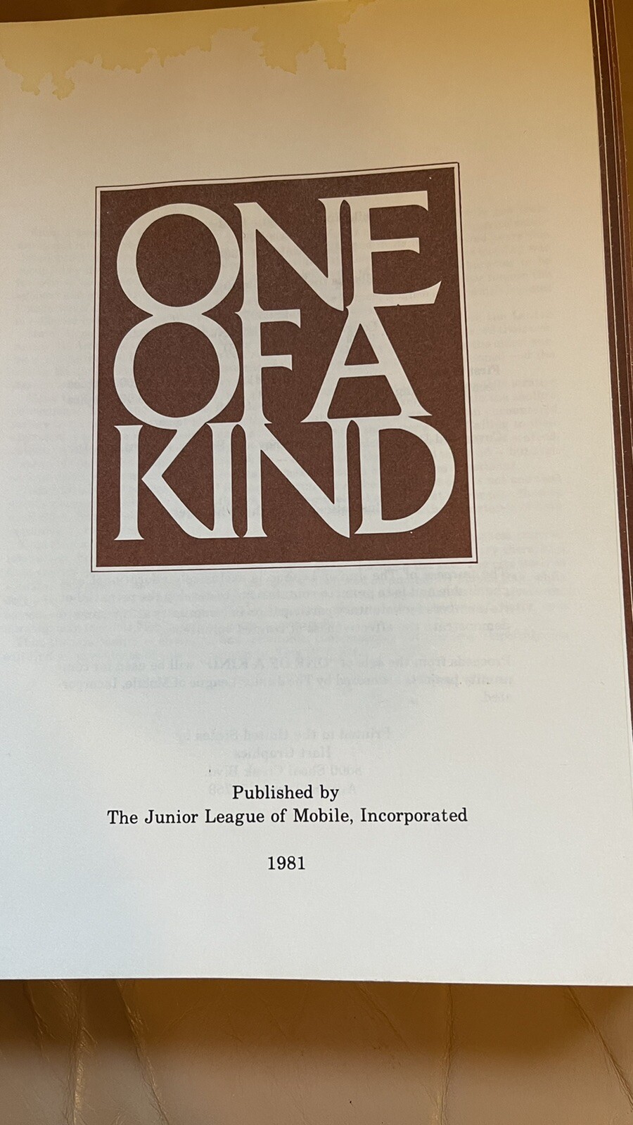 ONE OF A KIND Cookbook Recipes Junior League Of Mobile Excellent Cond 436 Pages