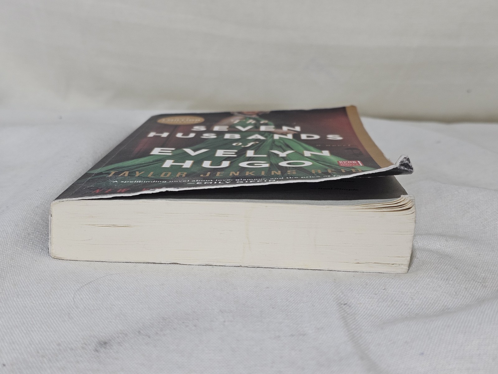 The 7 Husbands of Evelyn Hugo : A Novel by Taylor Jenkins Reid (2018, Paperback)
