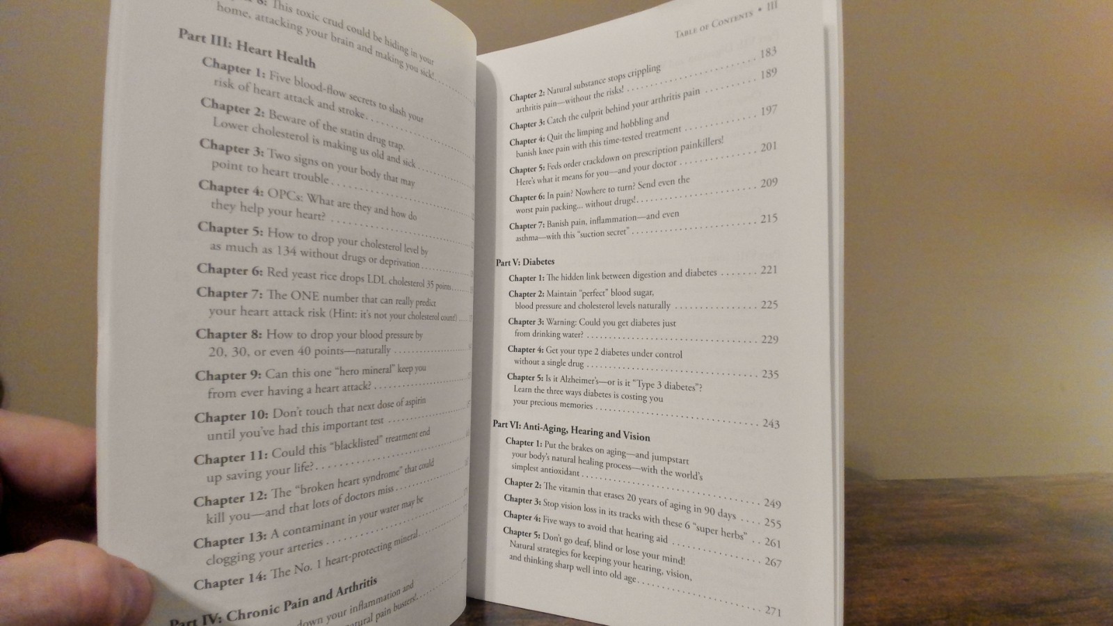 CURED 81 Natural Cures 2018 Nutrition & Healing Paperback NewMarket Health