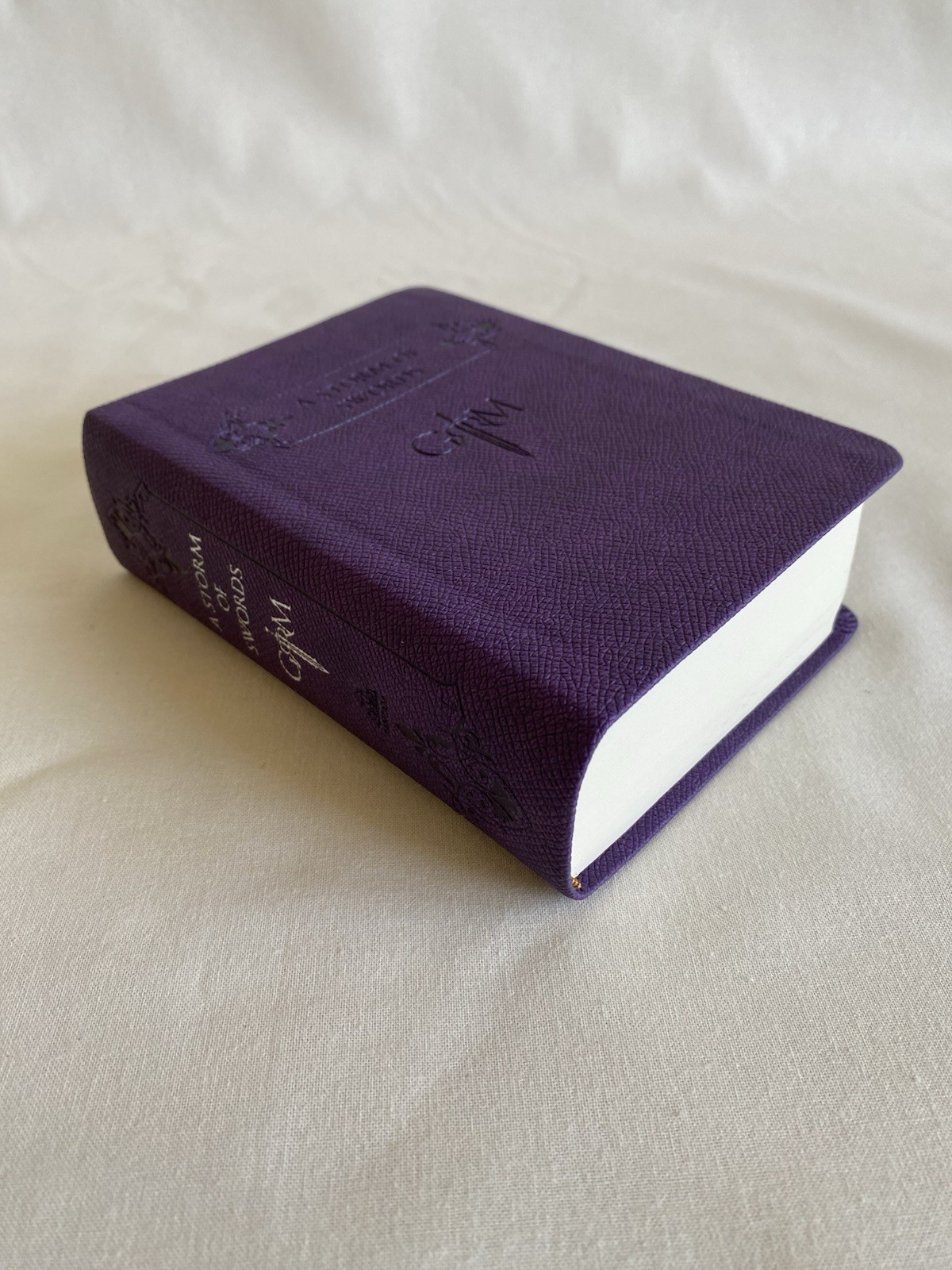 A Song of Ice and Fire Leather Bound Book Box Set, George R.R. Martin