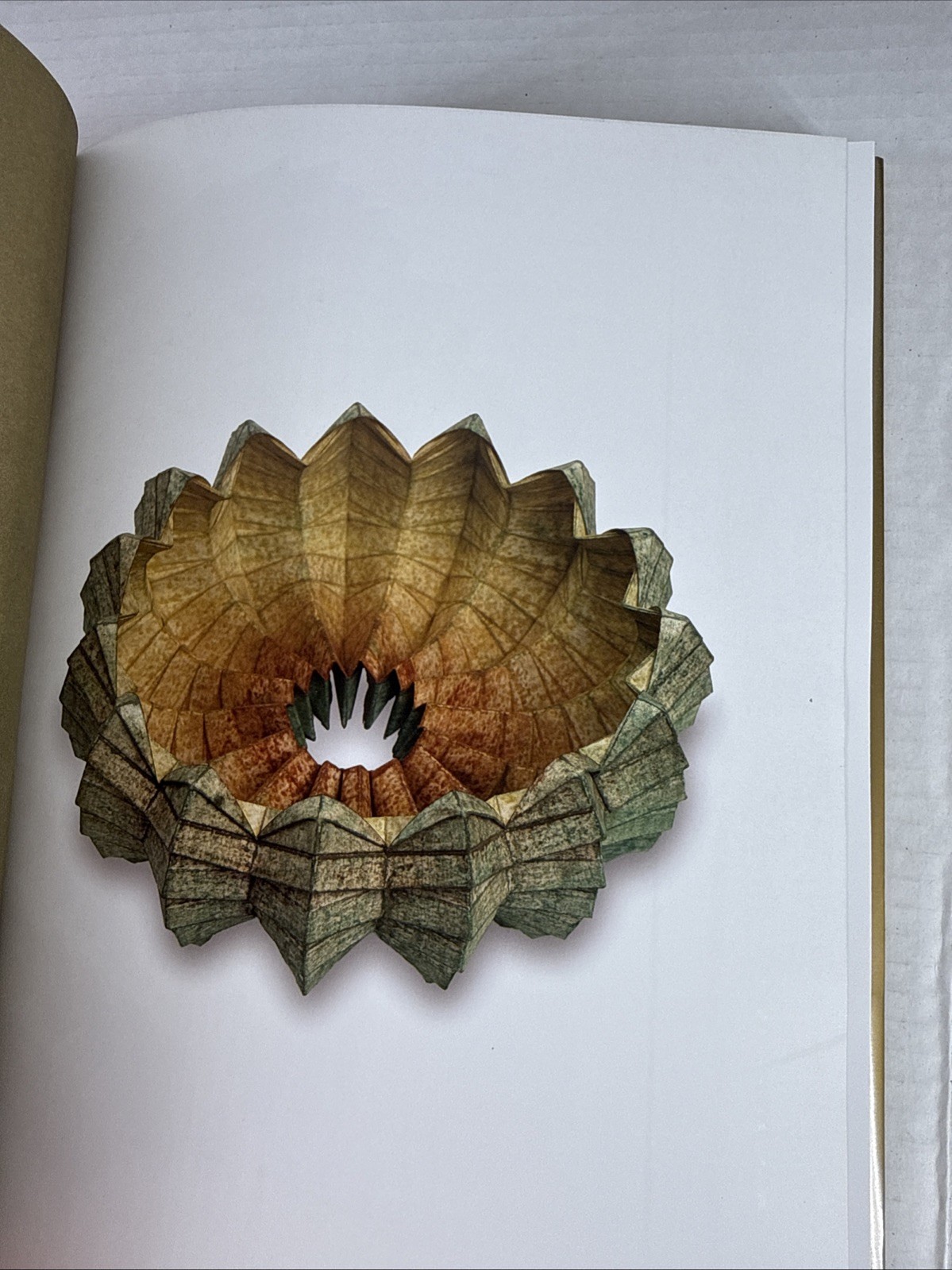 ORIGAMI MASTERWORKS 2003 MINGEI INT MUSEUM, 159 PAGES BEAUTIFUL PIECES, ￼￼￼