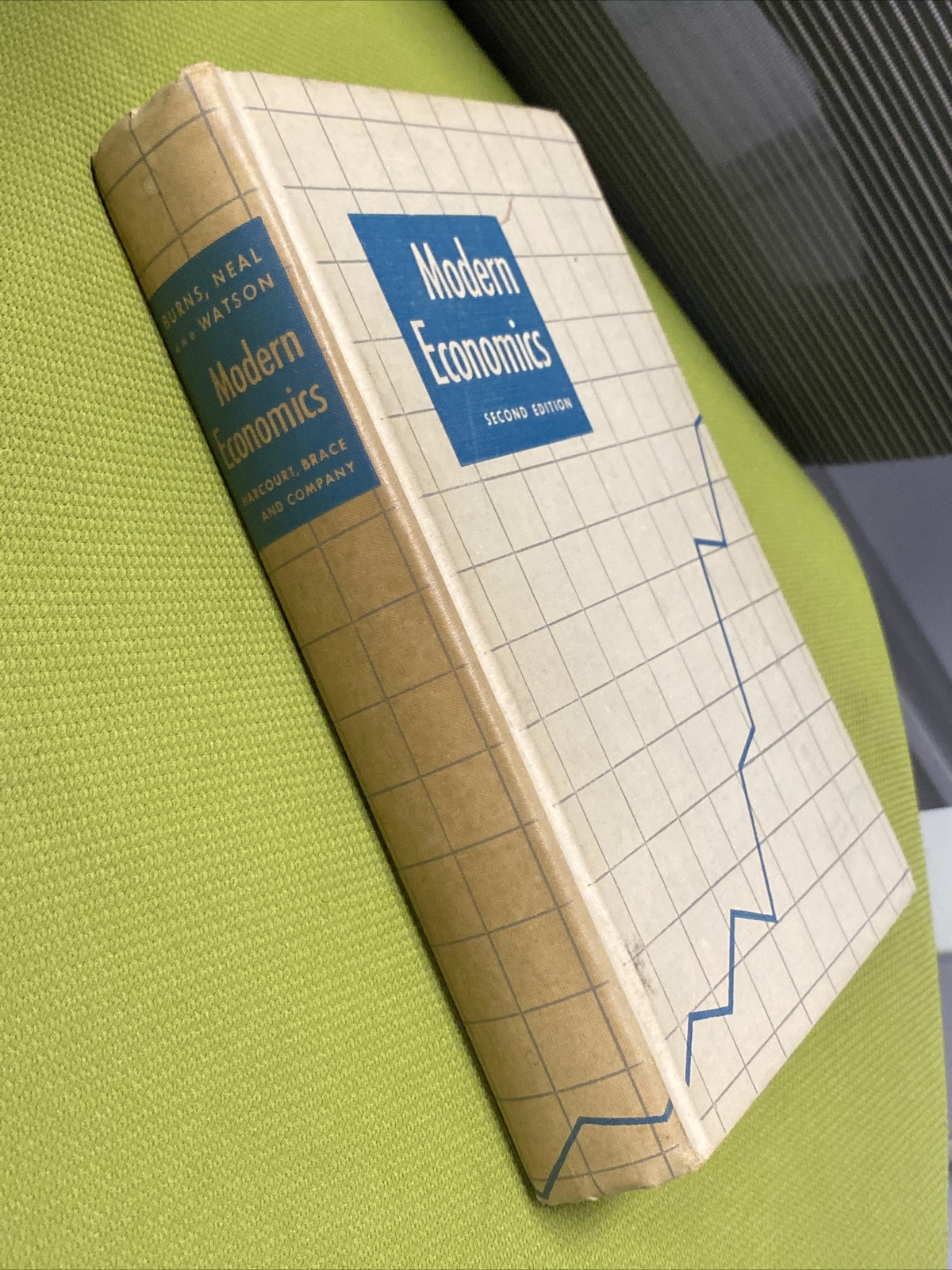 Modern Economics Second Edition 1953 Harcourt, Brace And Company, Inc.