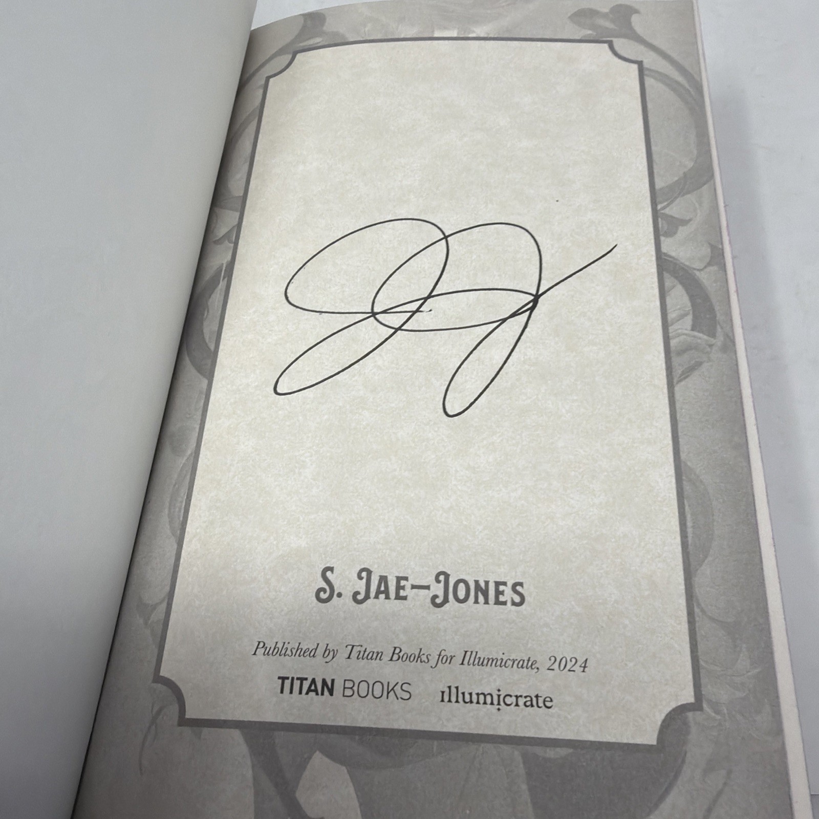 Guardians of Dawn: Ami by S. Jae-Jones Illumicrate Exclusive, Signed