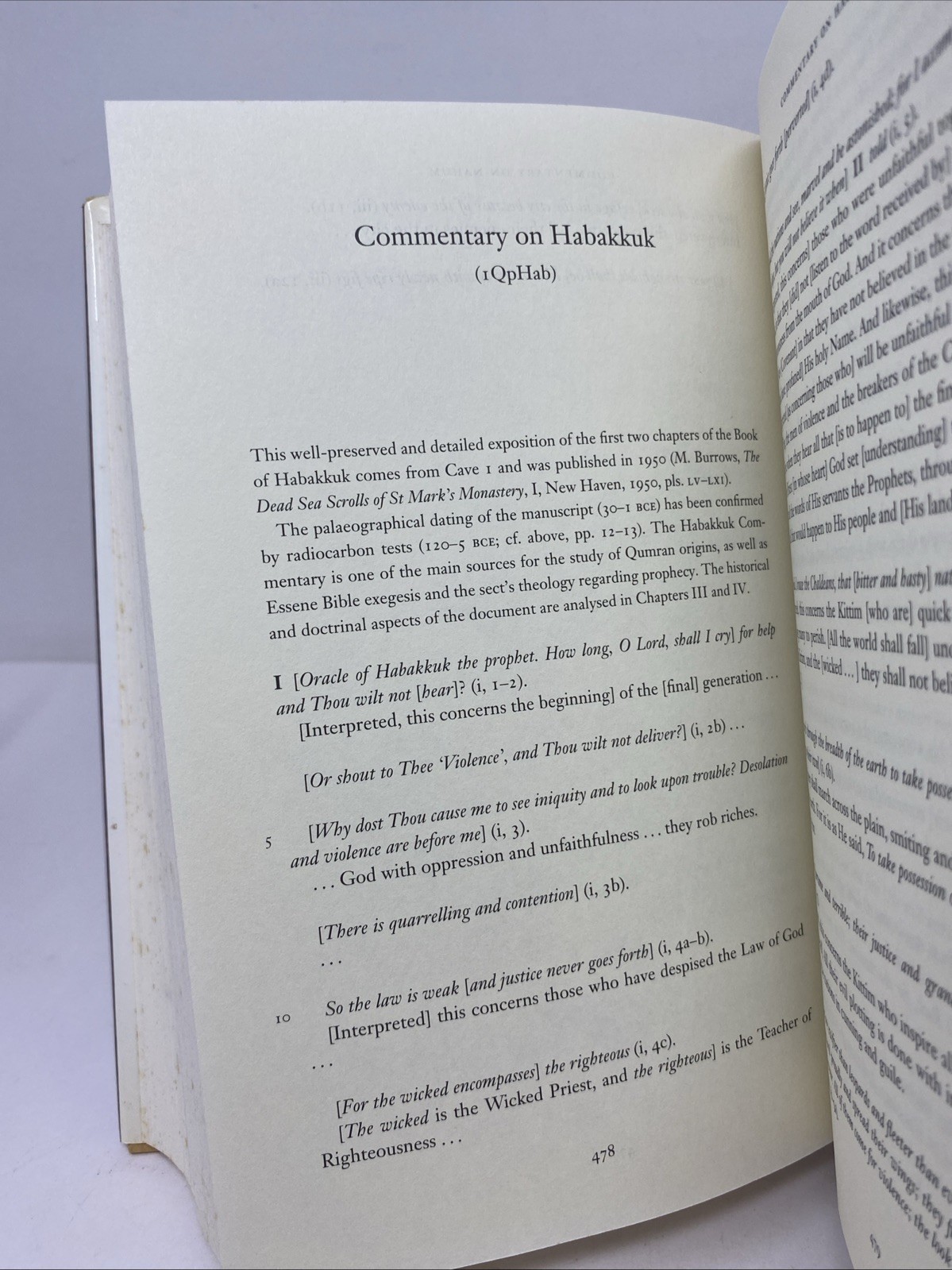 Dead Sea Scrolls English Vermes HC 1997 Unmarked Pages Foxing Edges